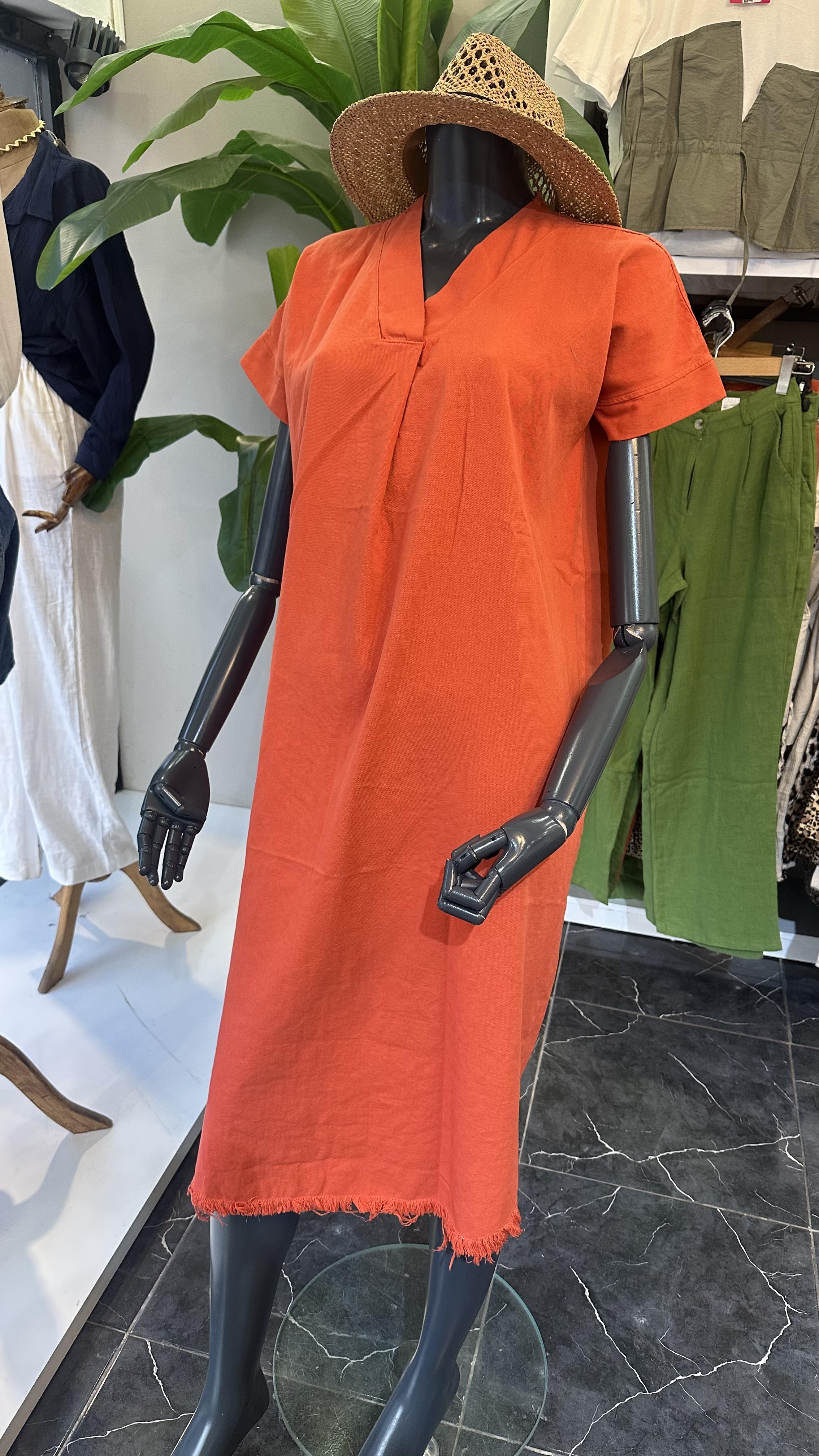 Henda Oranj Kemer Detaylı V Yaka Elbise