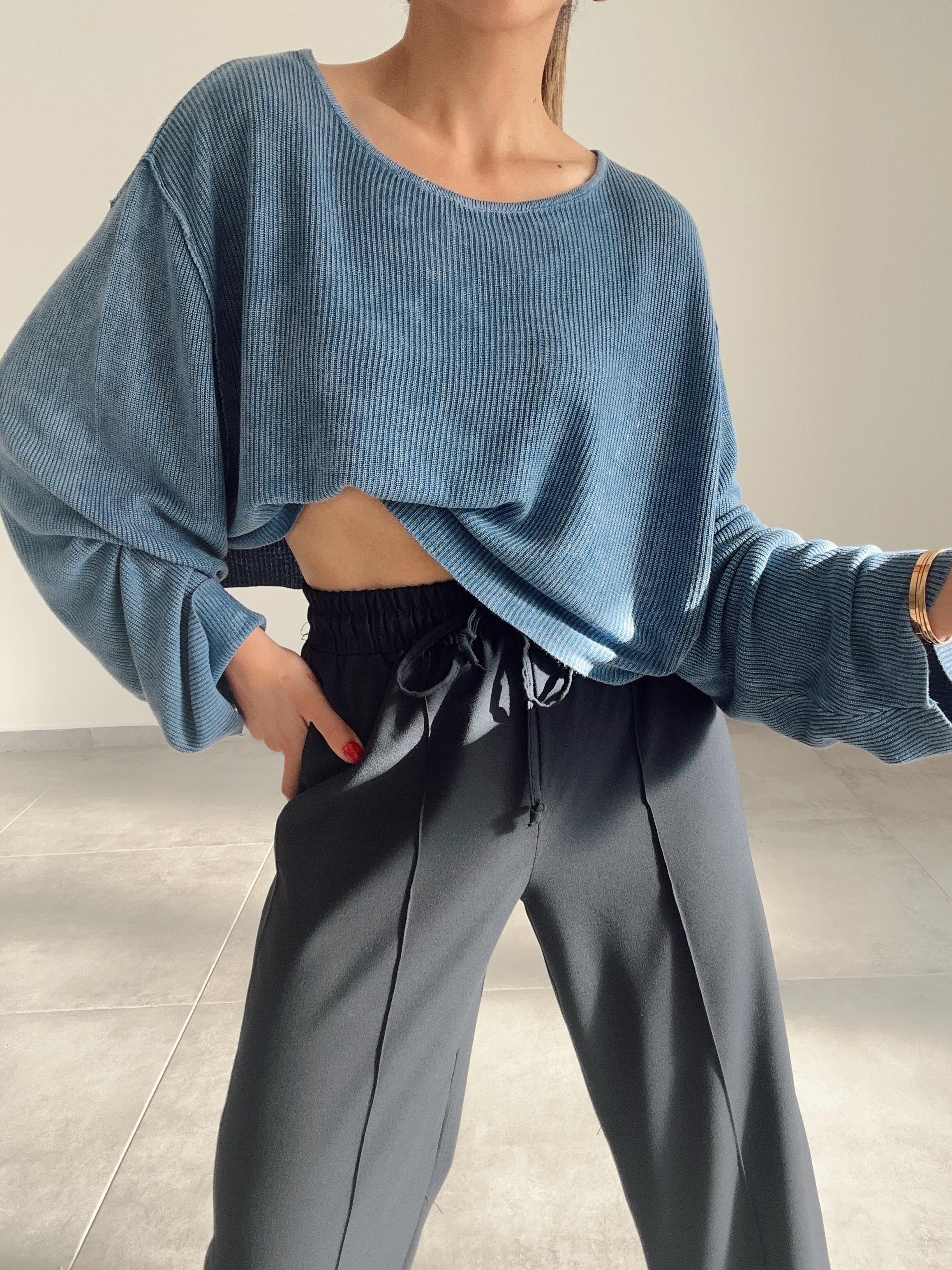 İndigo Soluk Efektli Triko Kazak