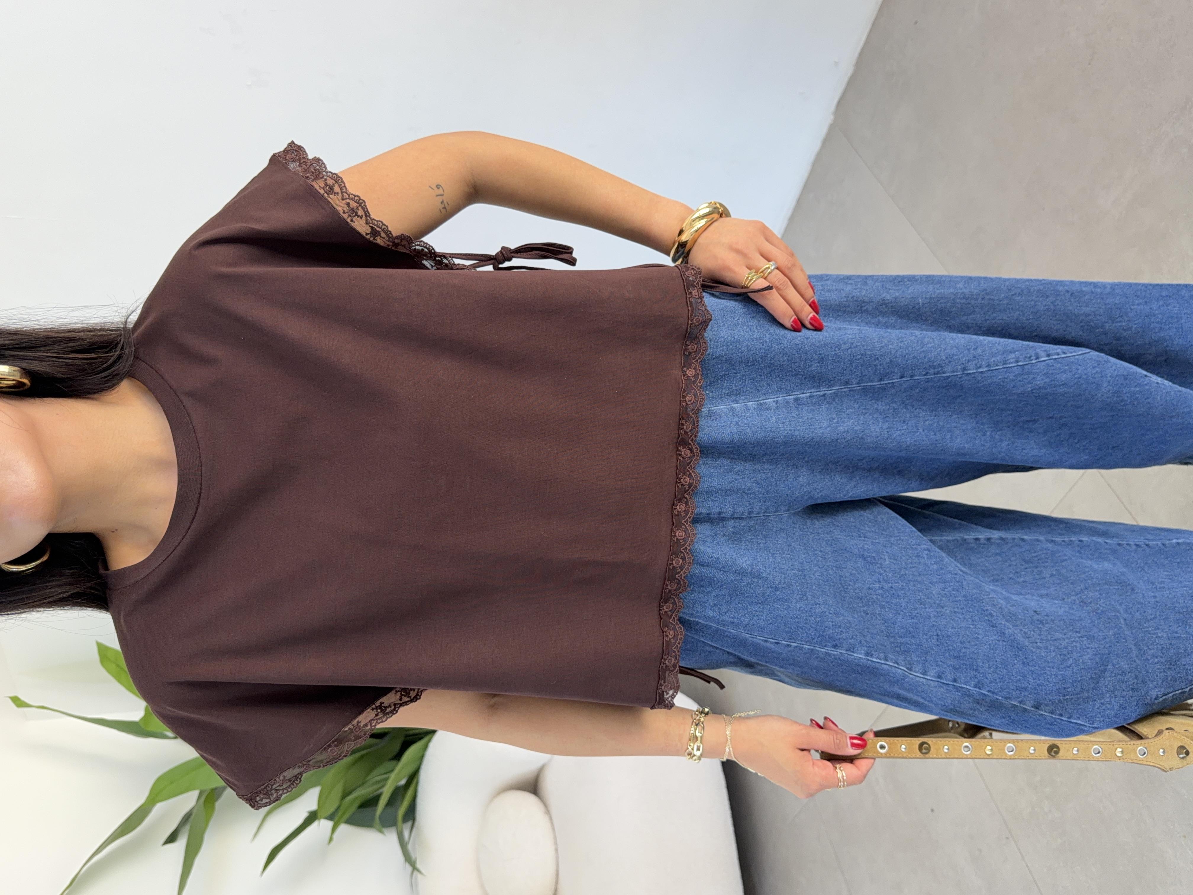 Kahve Dantel Detaylı Pamuklu Tshirt