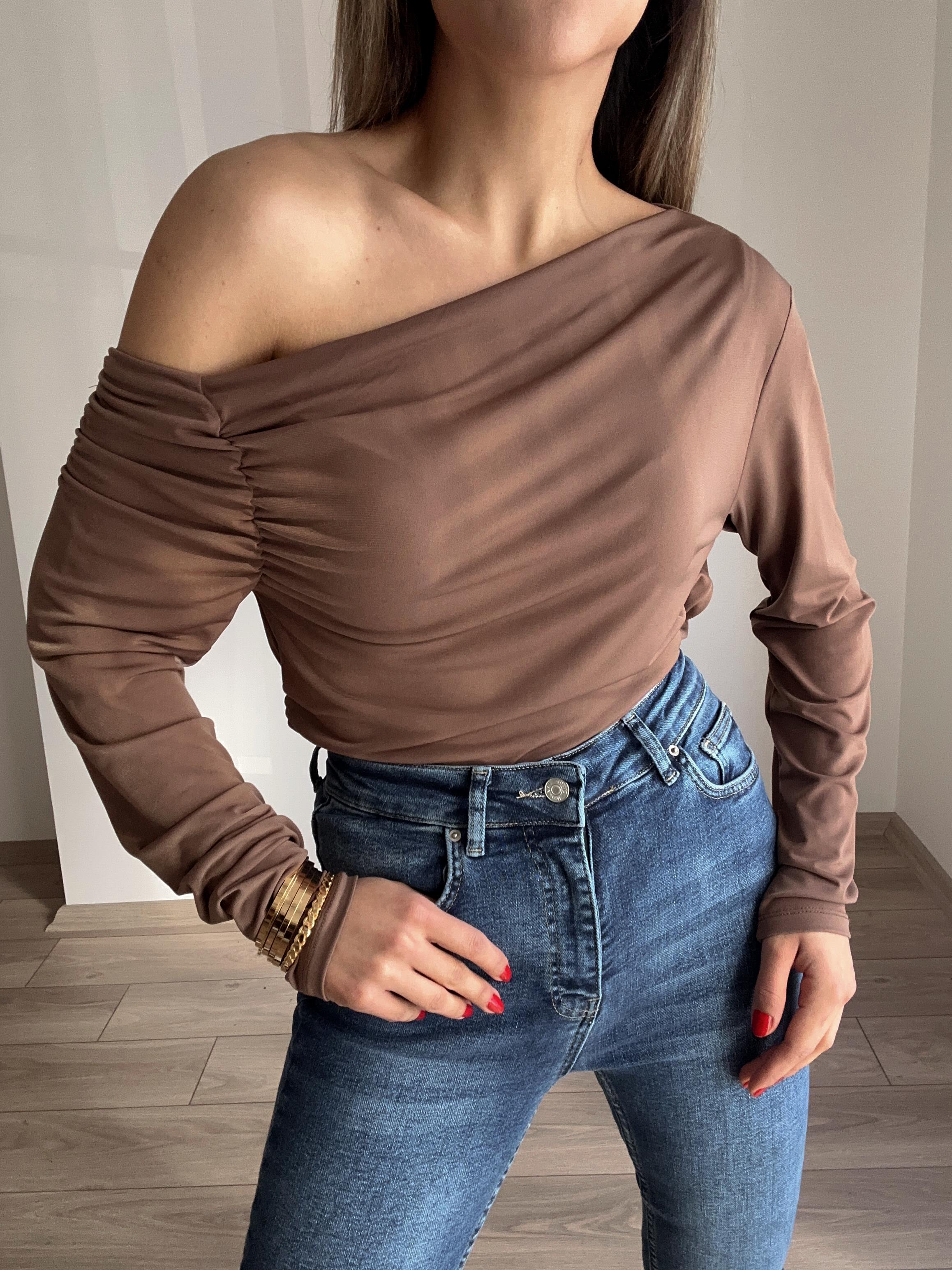 Kahve Düşük Omuz Bluz
