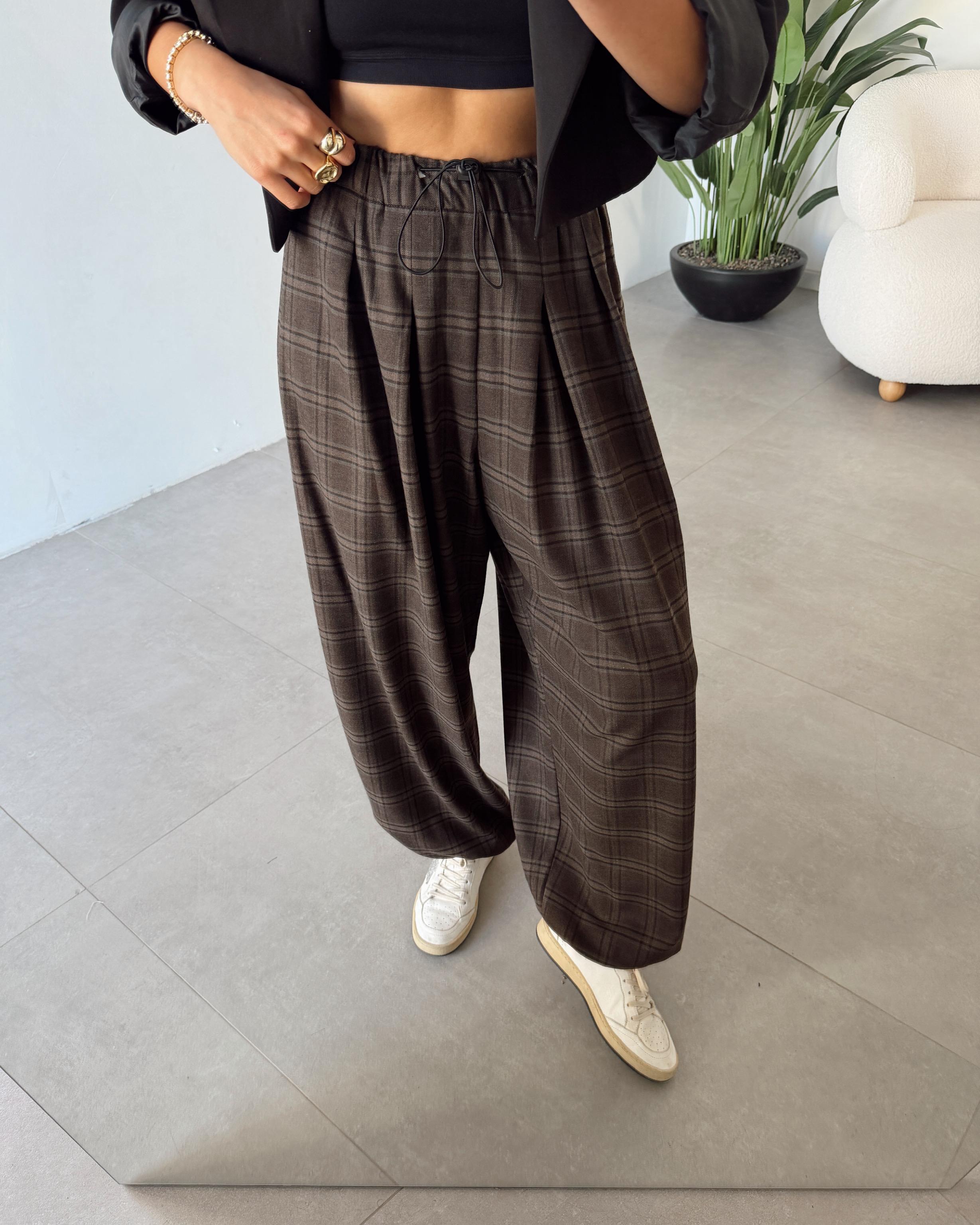 Kahve Ekose Desenli Bel Ve Paça Lastik Detaylı Pantolon