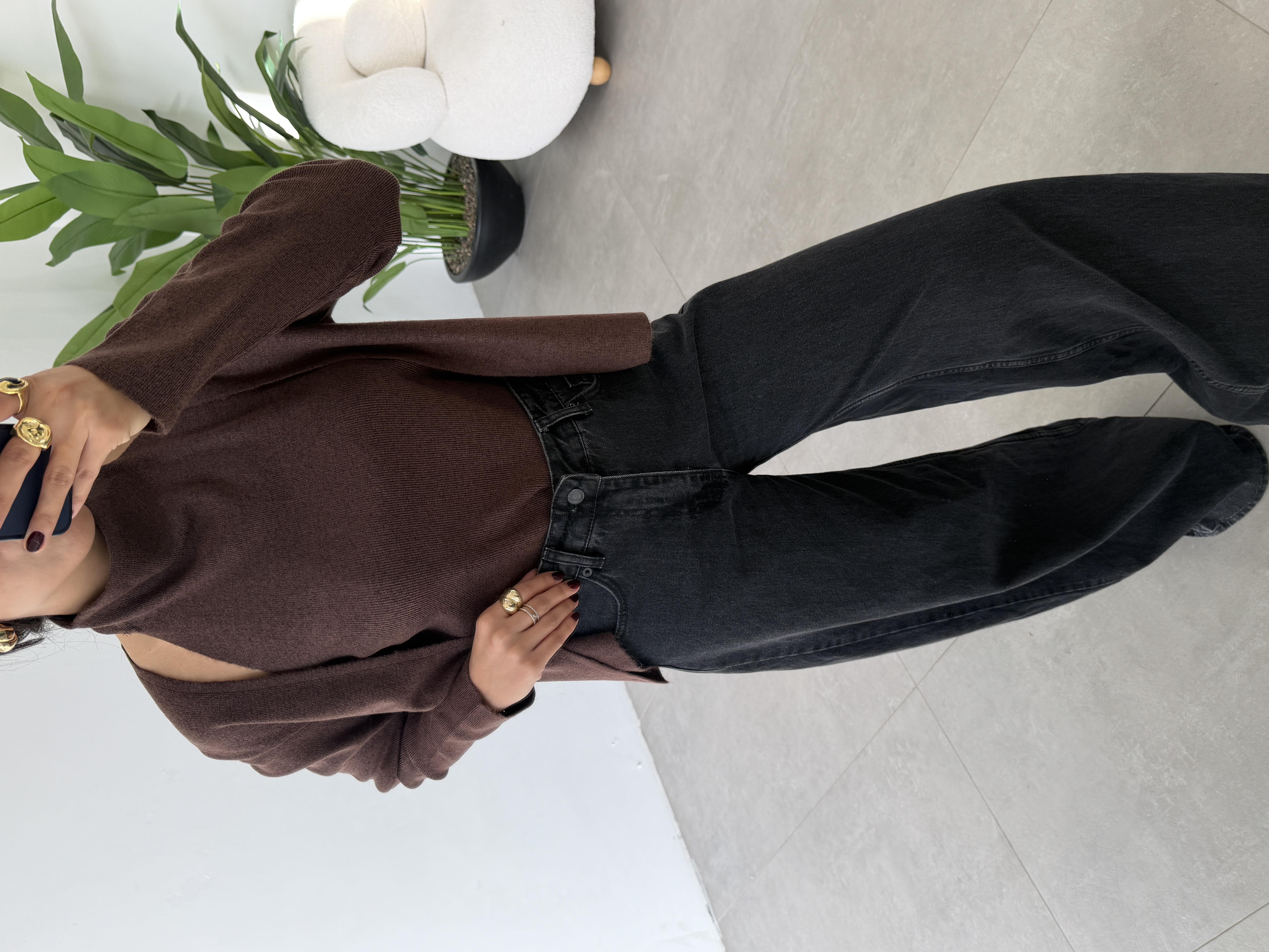 Kahve İçinden Body Detaylı Hırka
