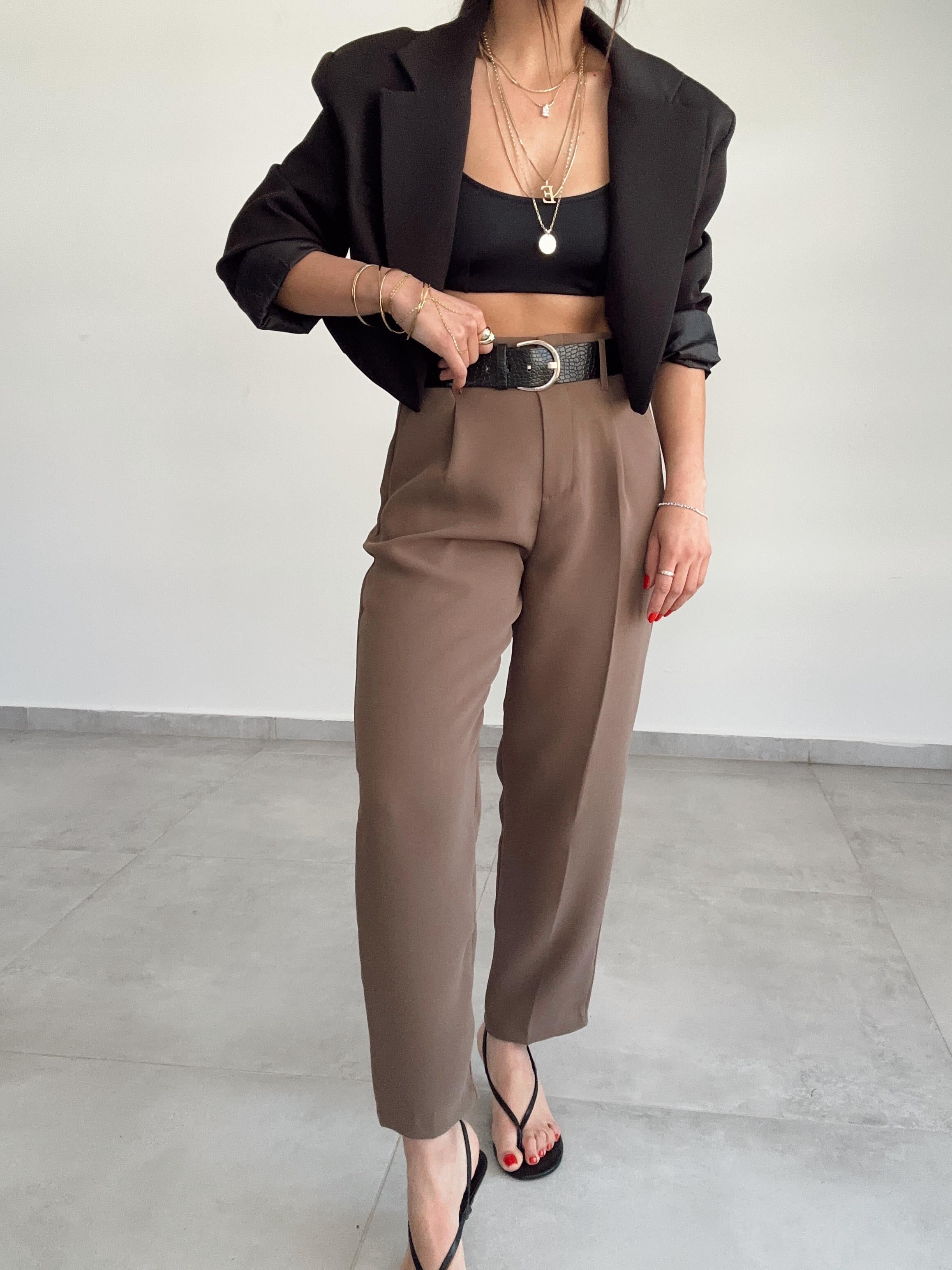 Kahve Kemerli Pantolon