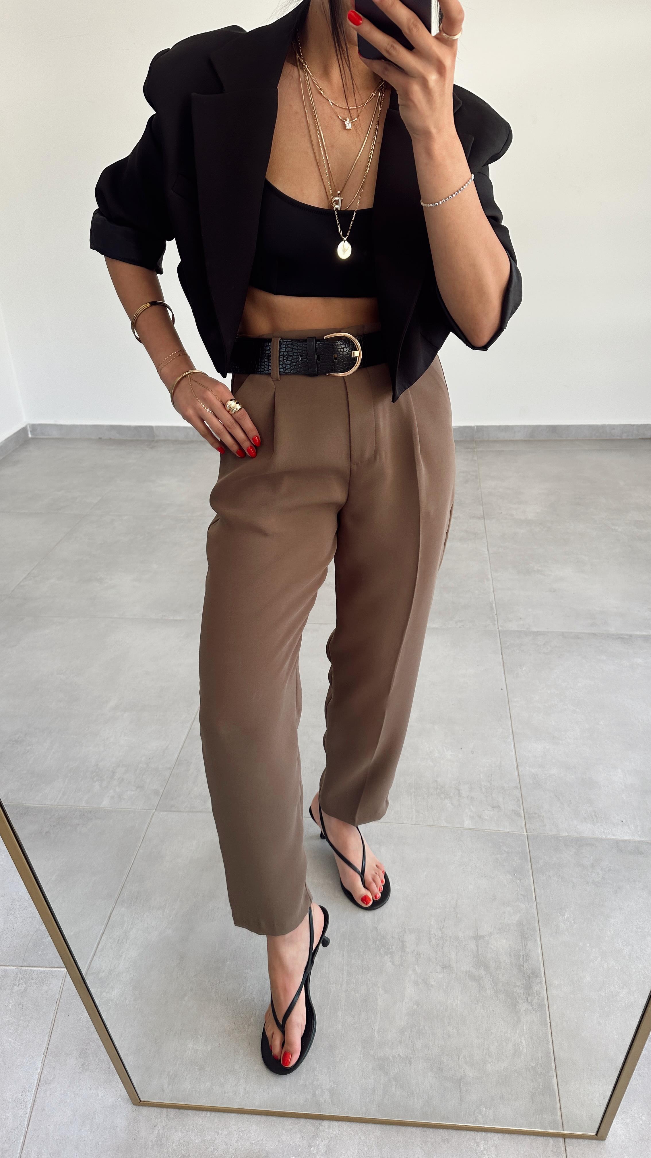 Kahve Kemerli Pantolon