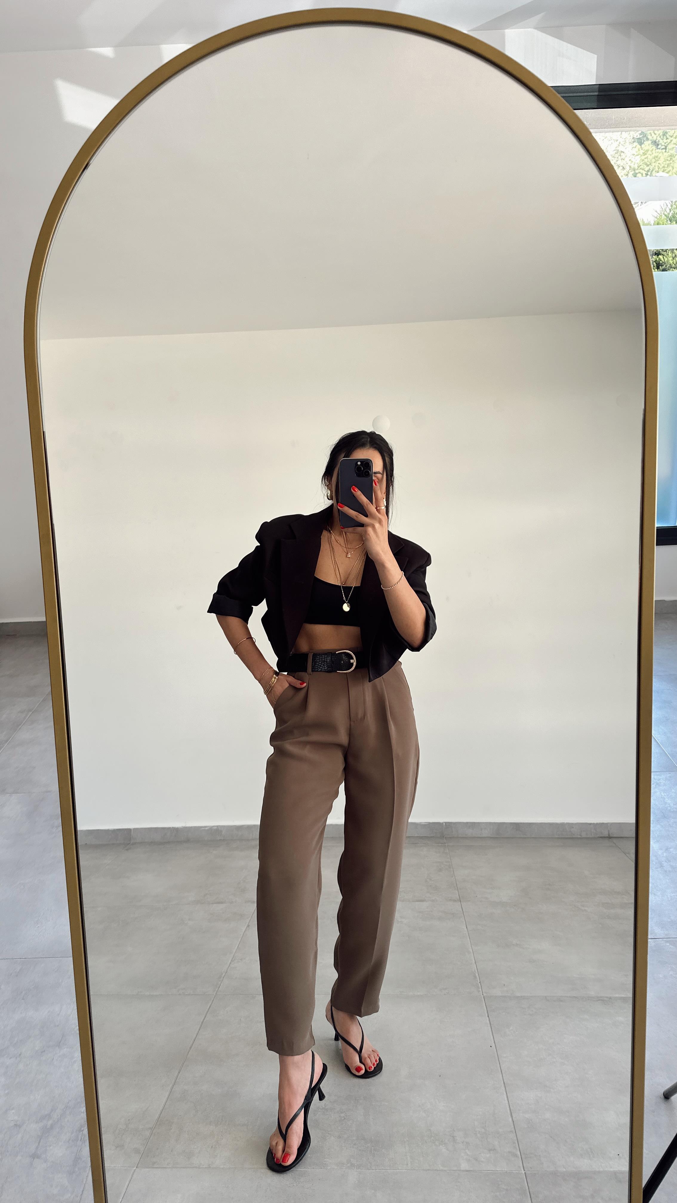 Kahve Kemerli Pantolon