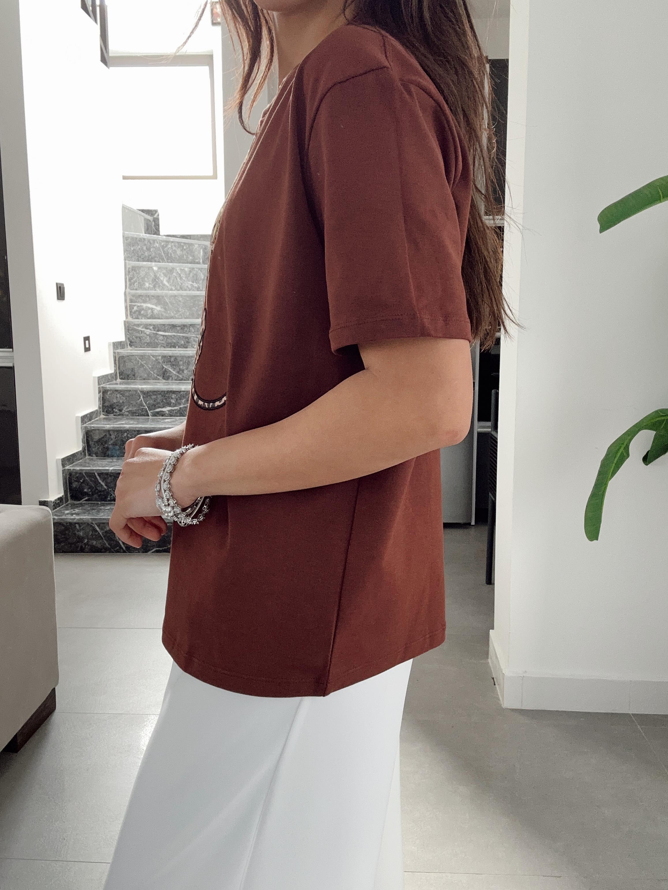 Kahve Leopar Desenli Basic Tişört