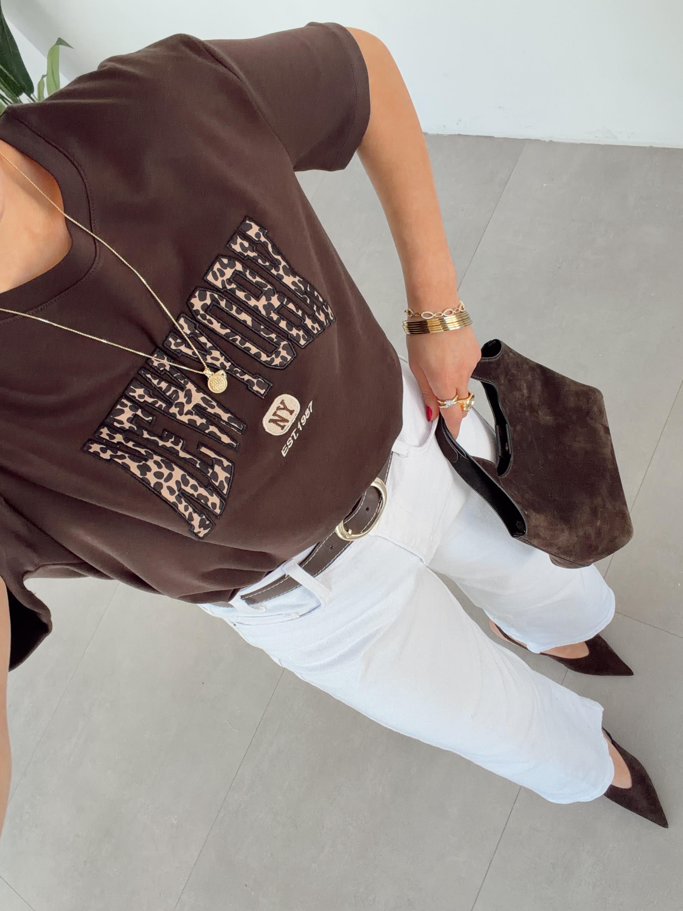 Kahve Leopar Yazılı Tshirt