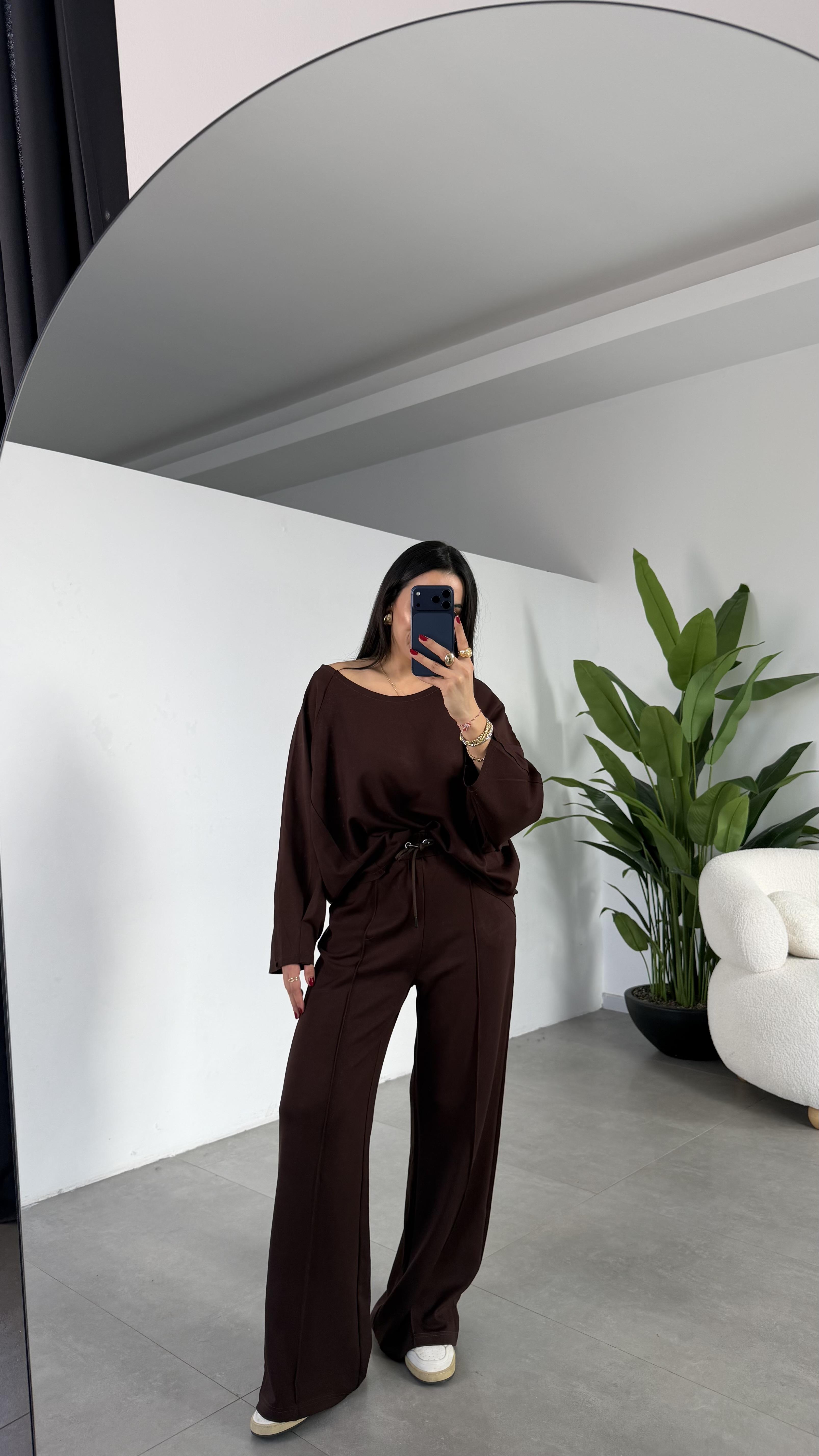 Kahve Modal Geniş Yaka Bluz Pantolon Takım