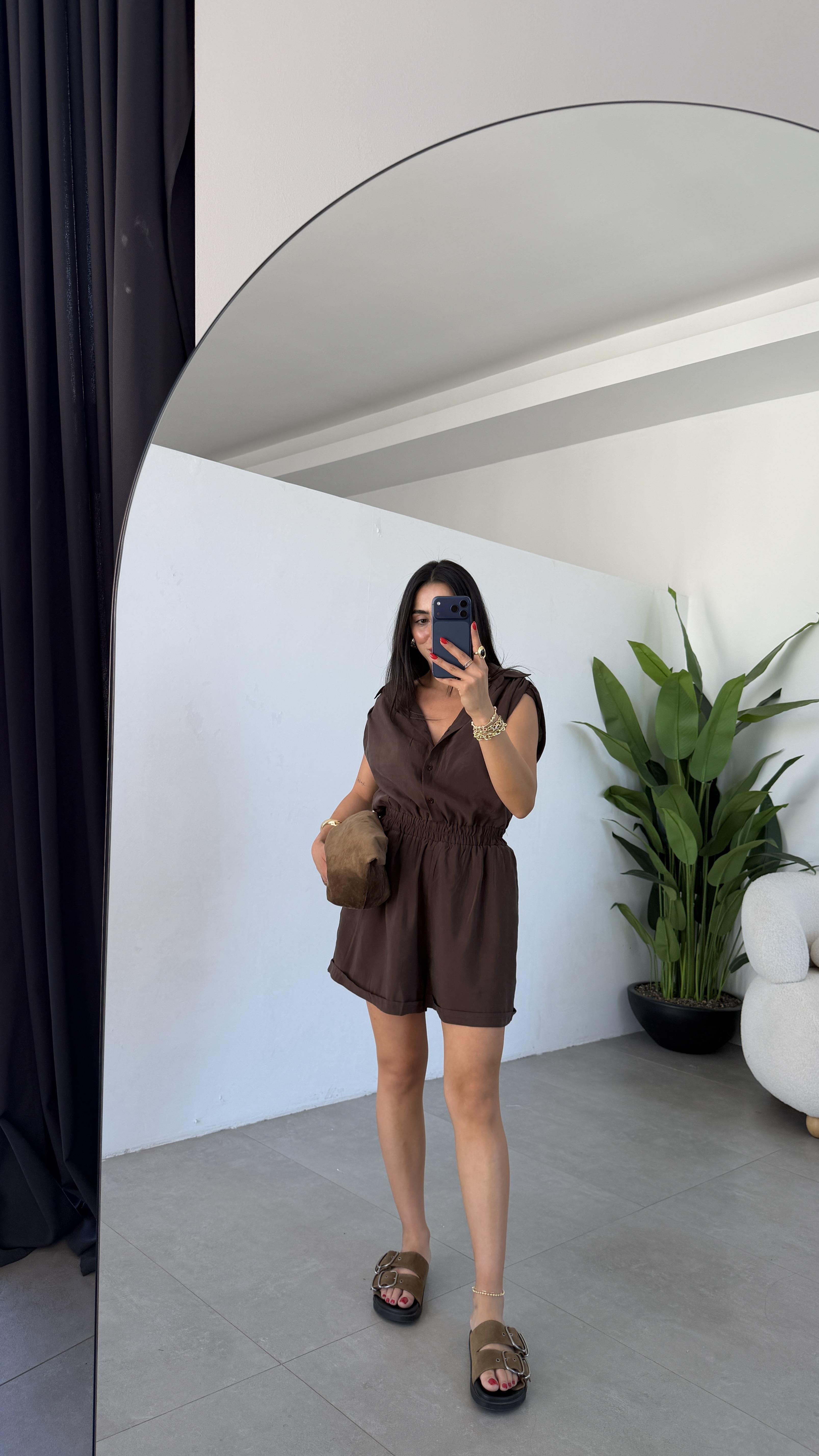 Kahve Omzu Büzgülü Kolsuz Şort Tulum