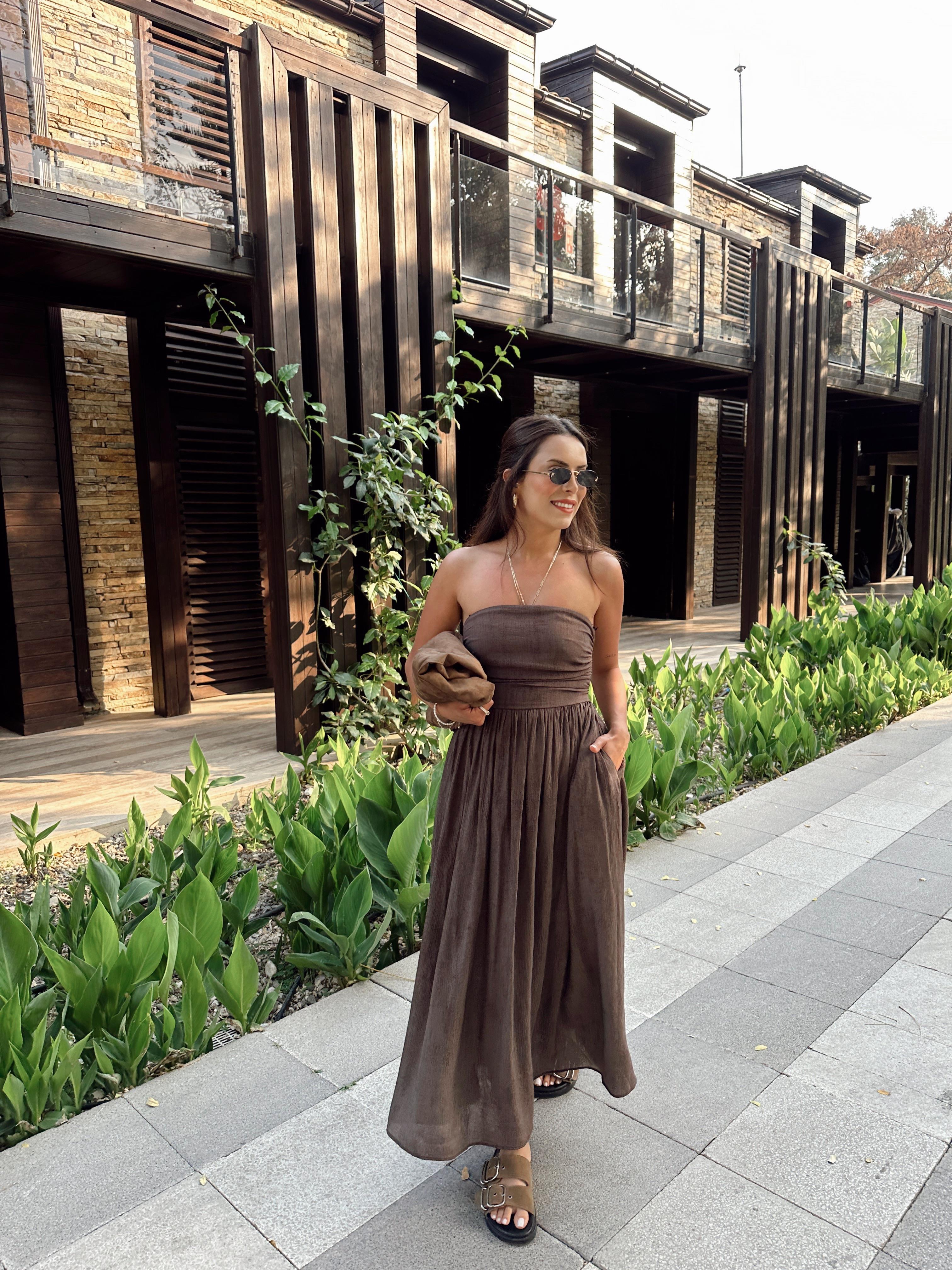 Kahve Sırt İp Detaylı Elbise