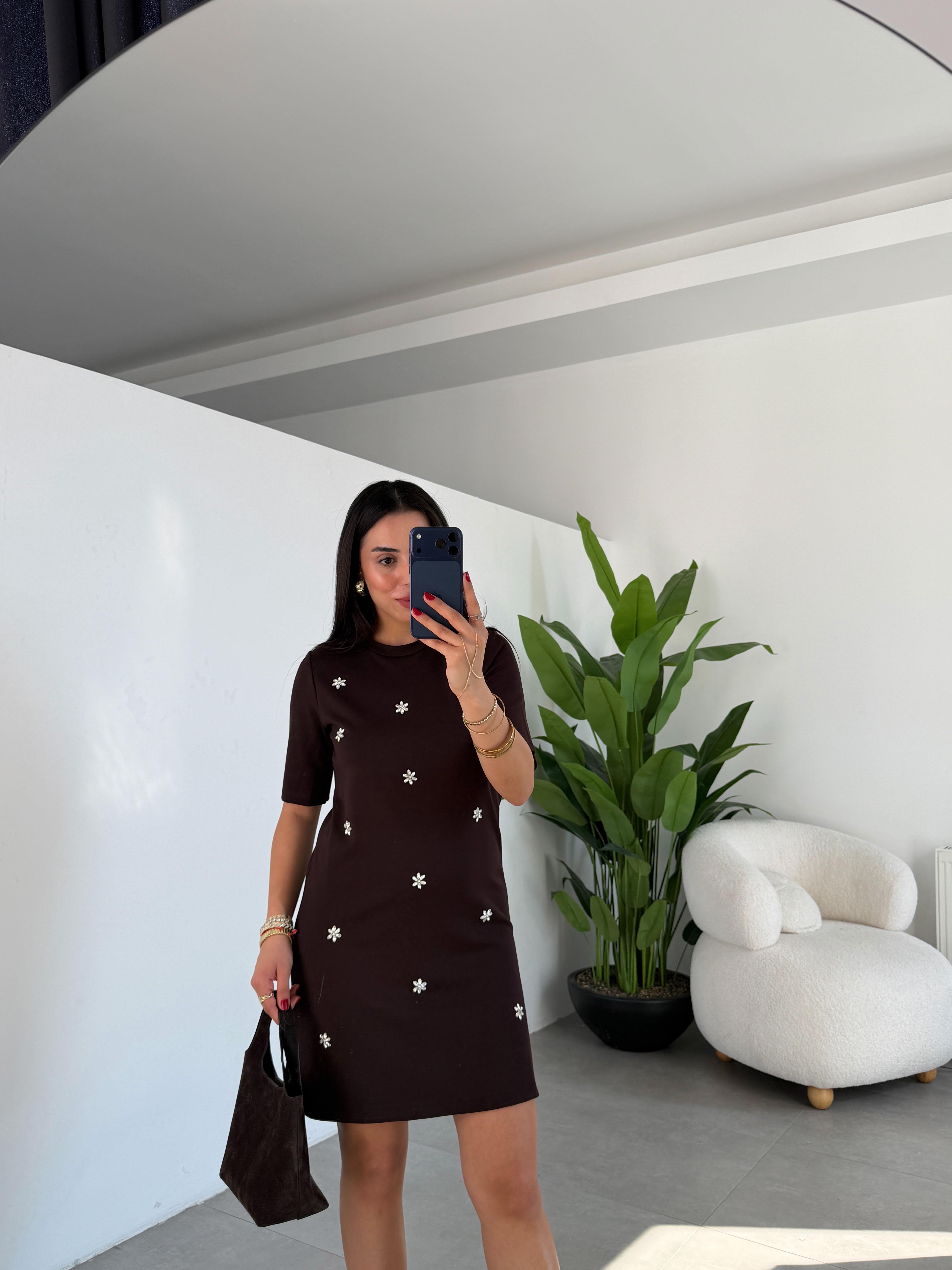 Kahve Taşlı Elbise