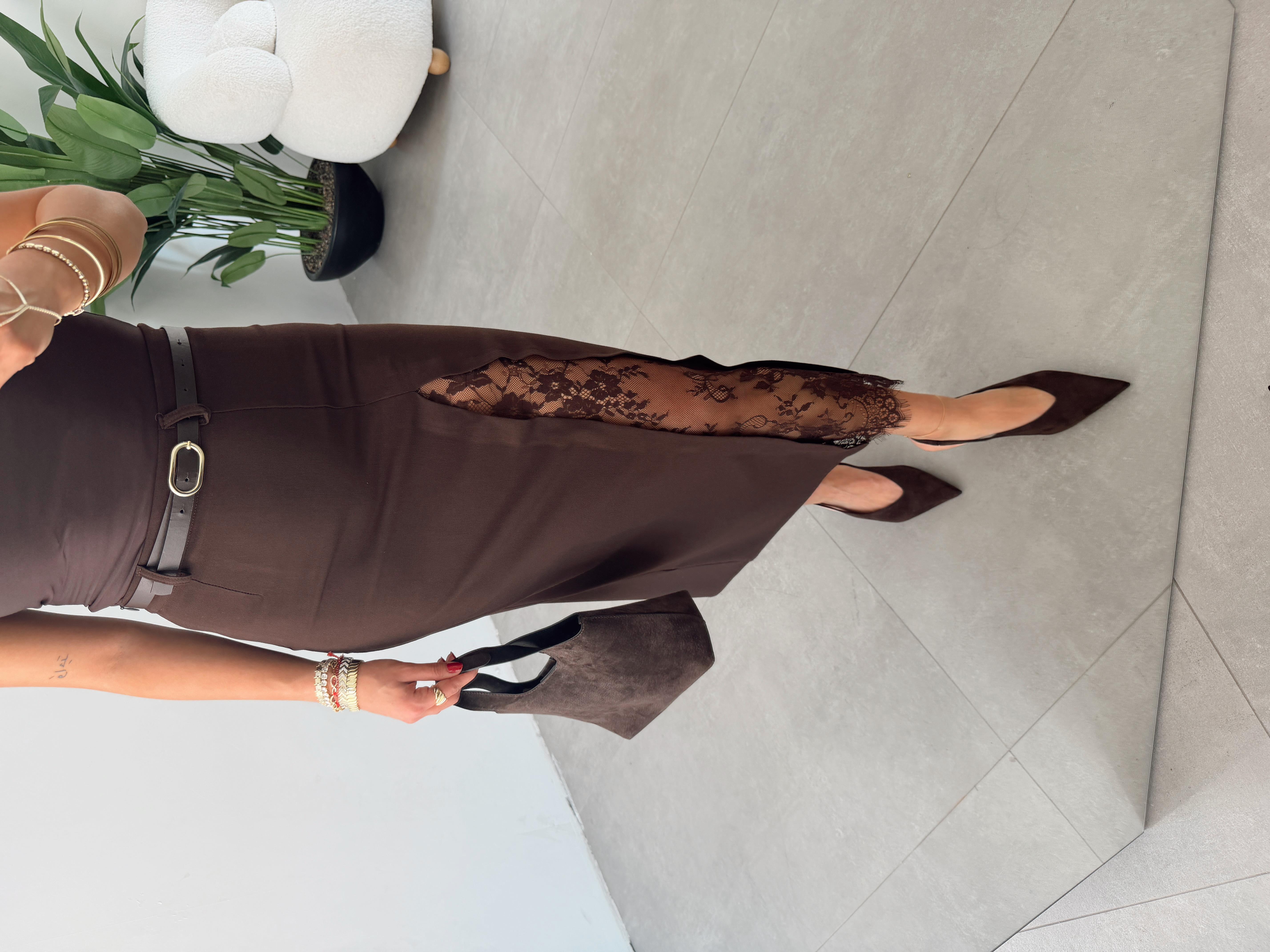 Kahve Yırtmaçı Dantelli Etek
