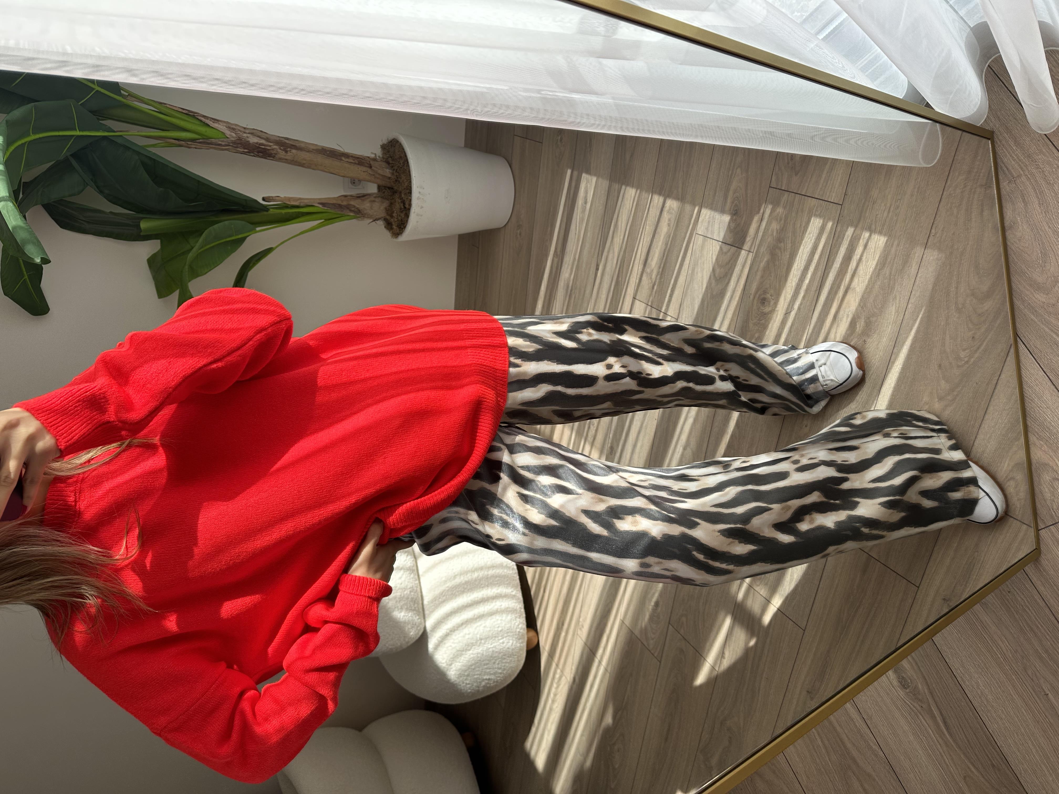 Kırmızı Bisiklet Yaka Triko Kazak