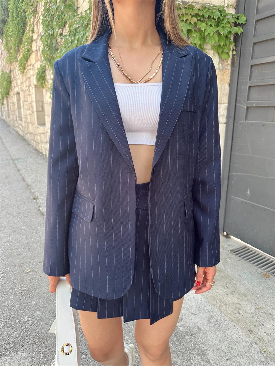 Lacivert Çizgili Cep Detaylı Ceket