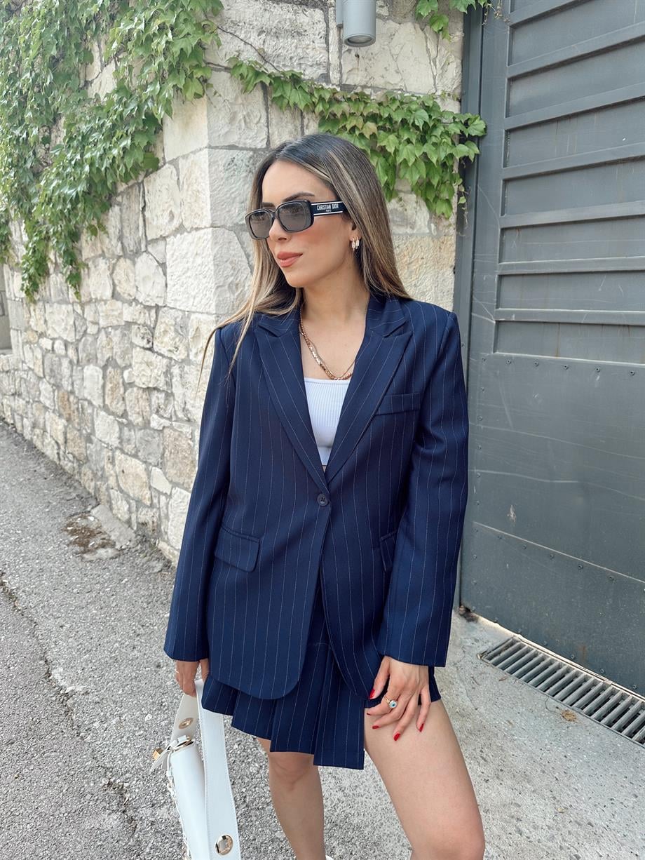 Lacivert Çizgili Cep Detaylı Ceket