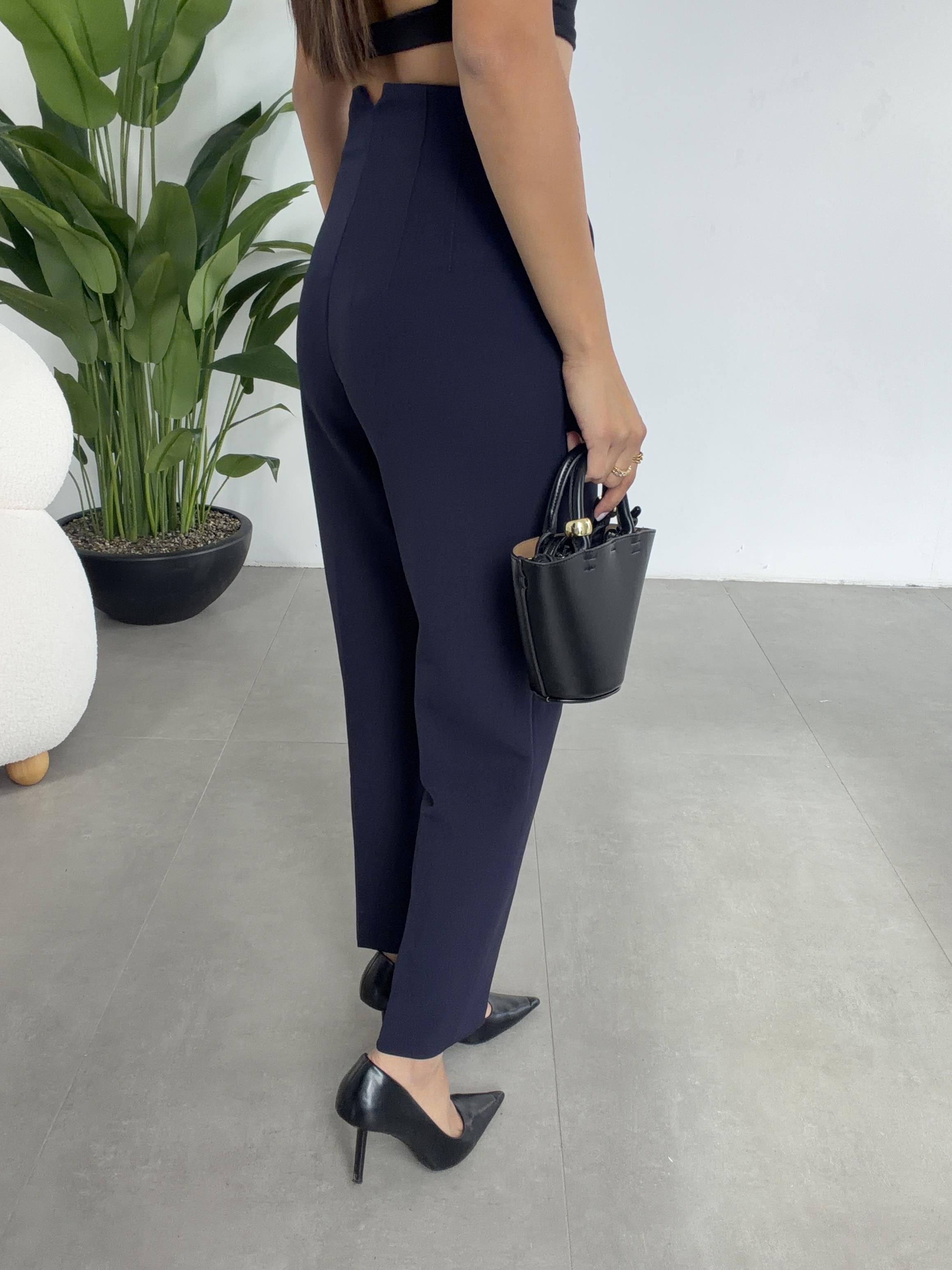 Lacivert Pensli Havuç Pantolon