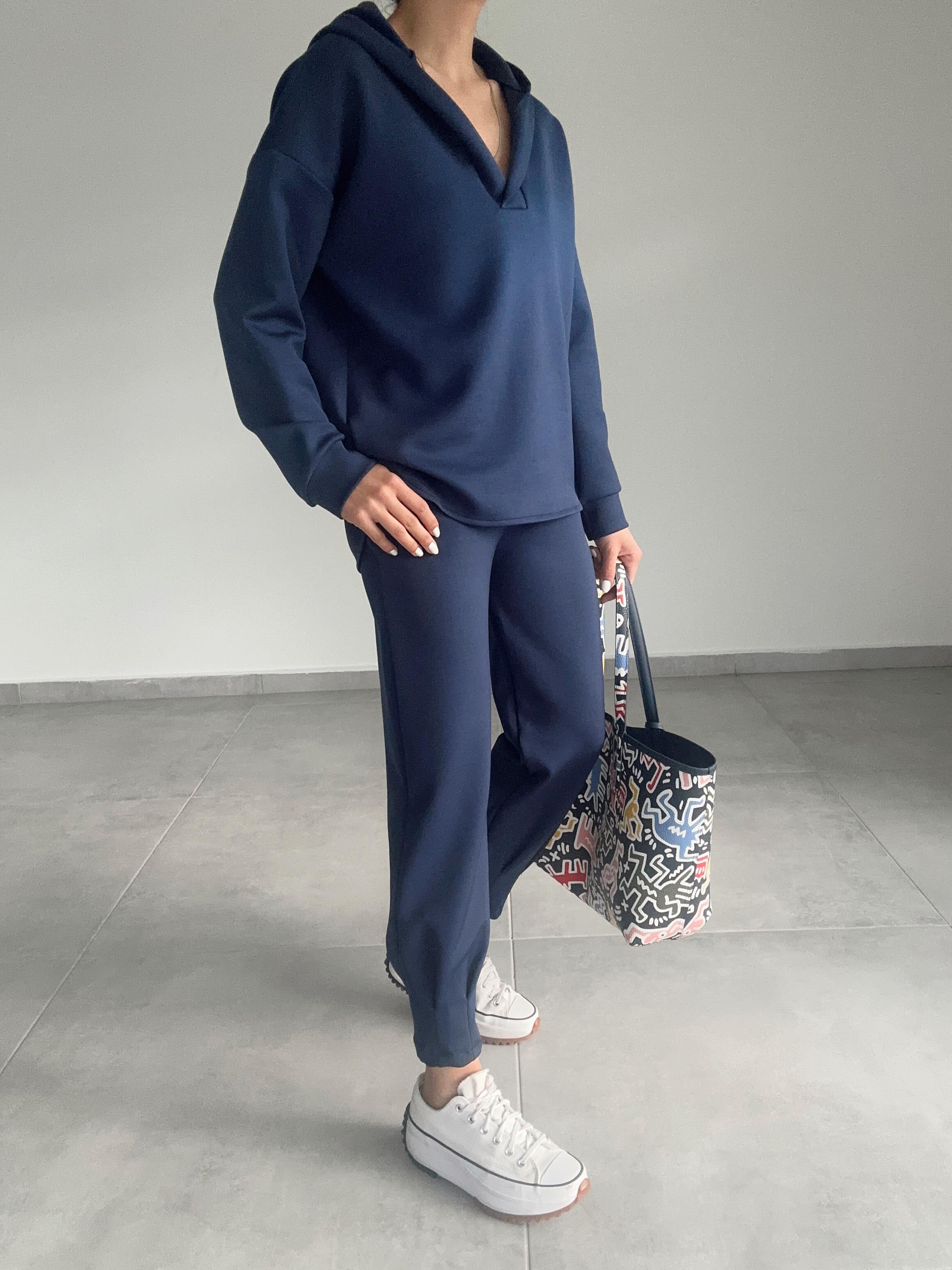 Lacivert Scuba Sweatshirt