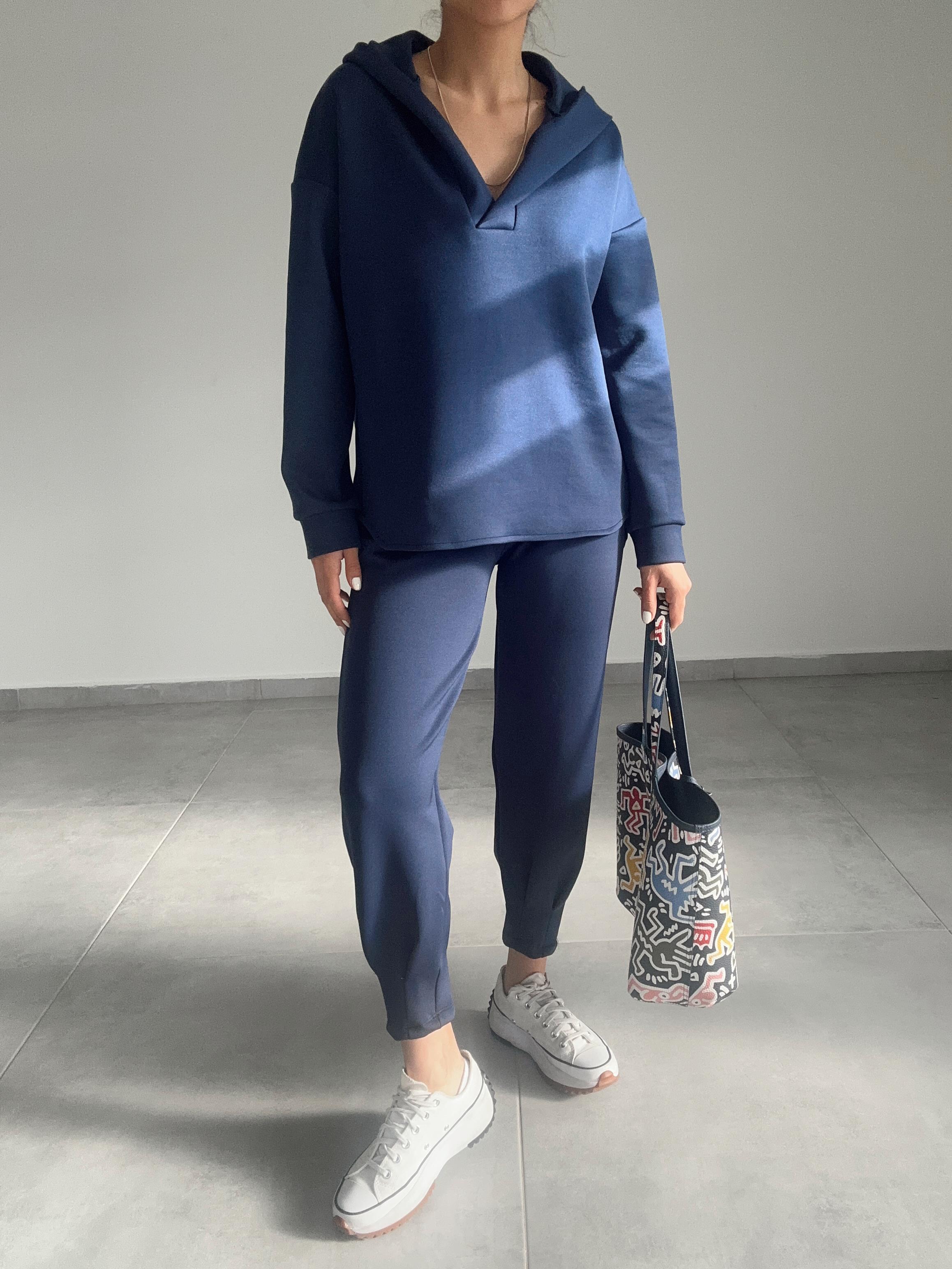 Lacivert Scuba Sweatshirt