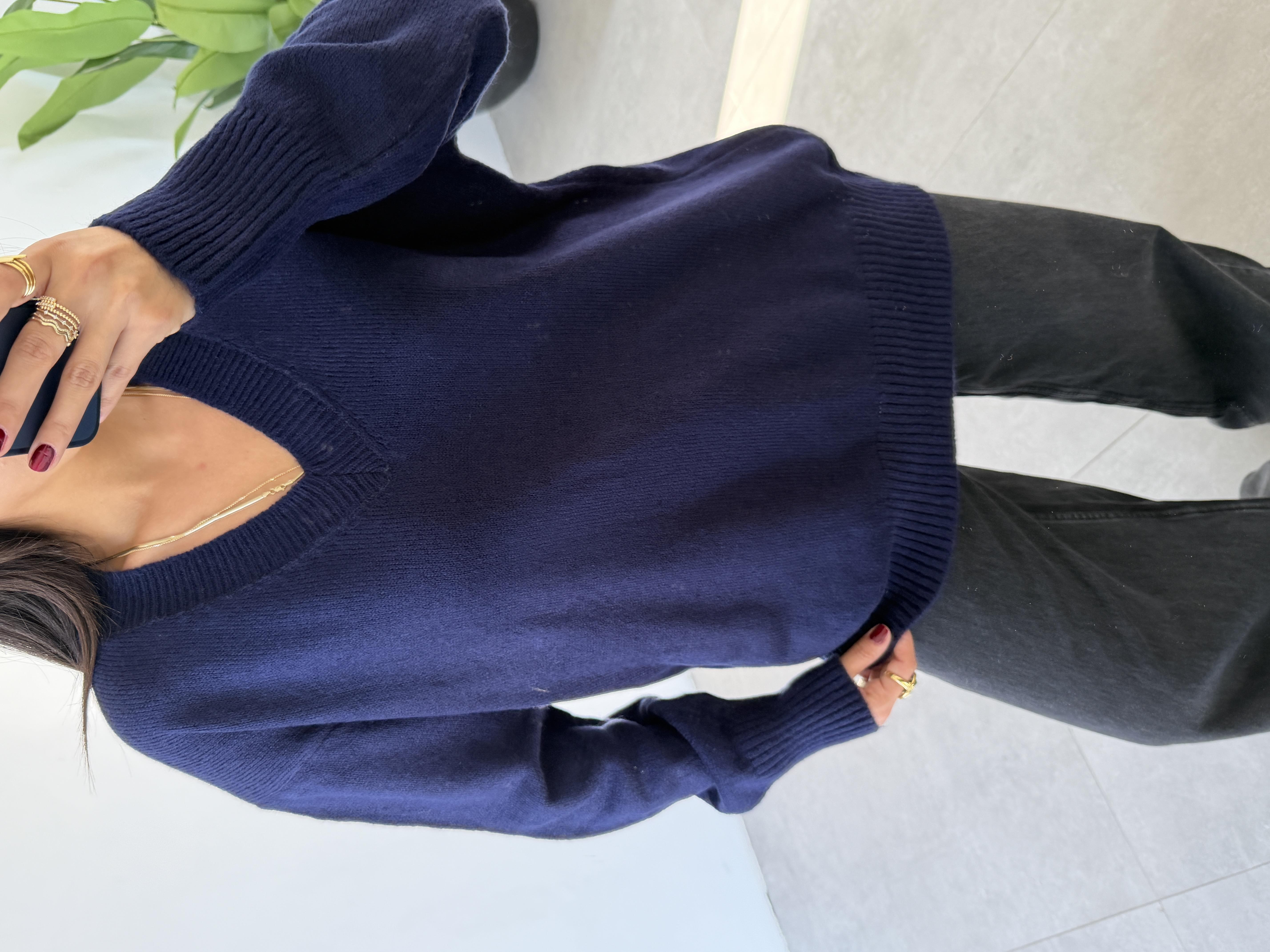 Marla Lacivert V Yaka Oversize Triko Kazak