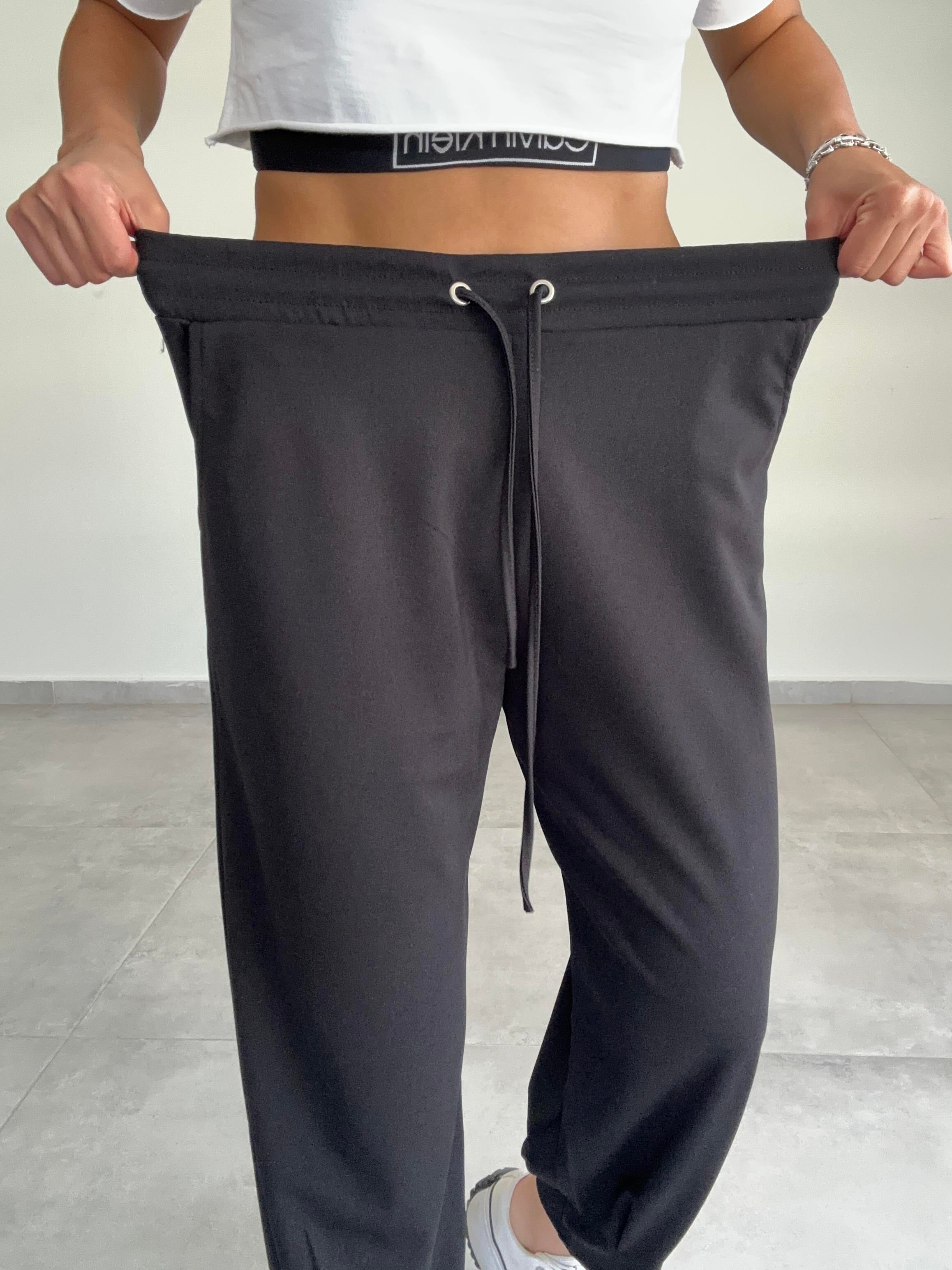 Lena Siyah Paça Pileli Pantolon