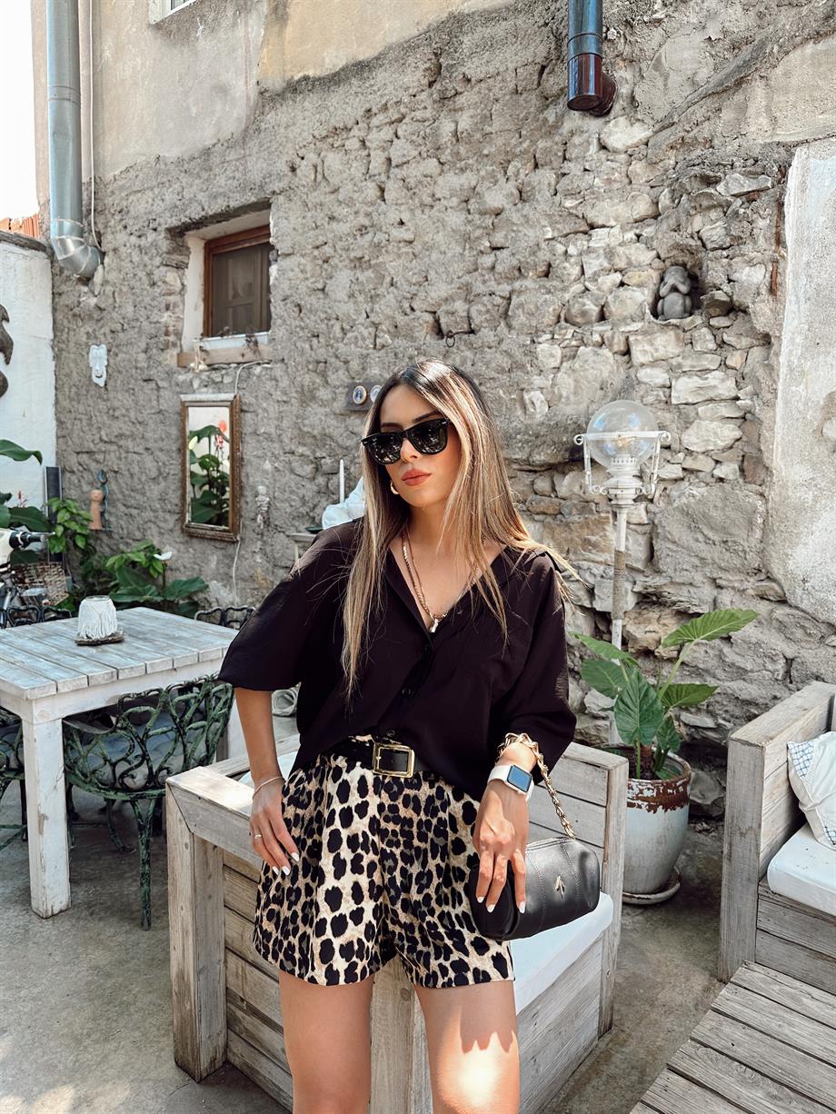 Leopar Desen Şort