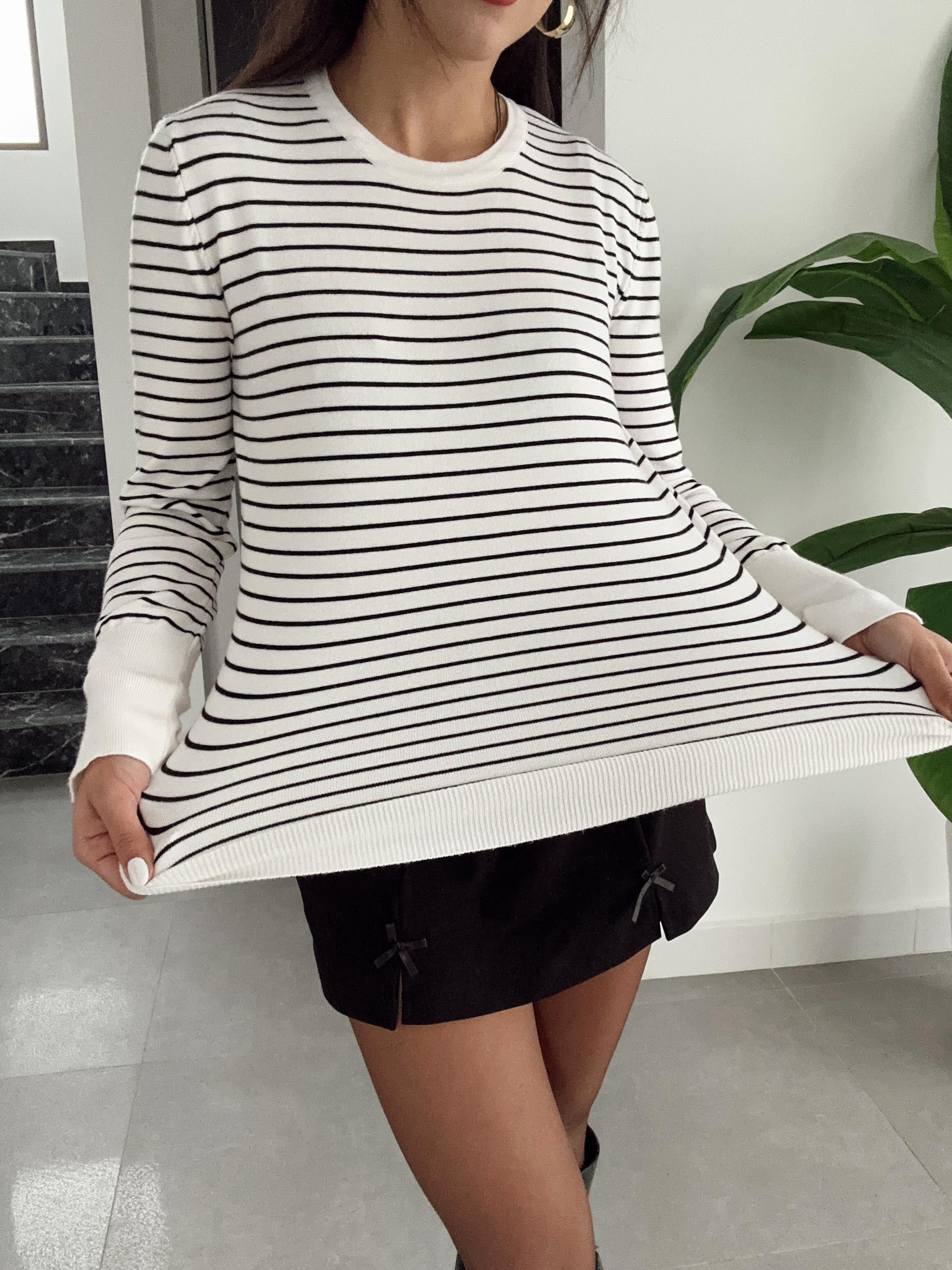 M-D Ekru-Siyah Çizgili Triko Bluz