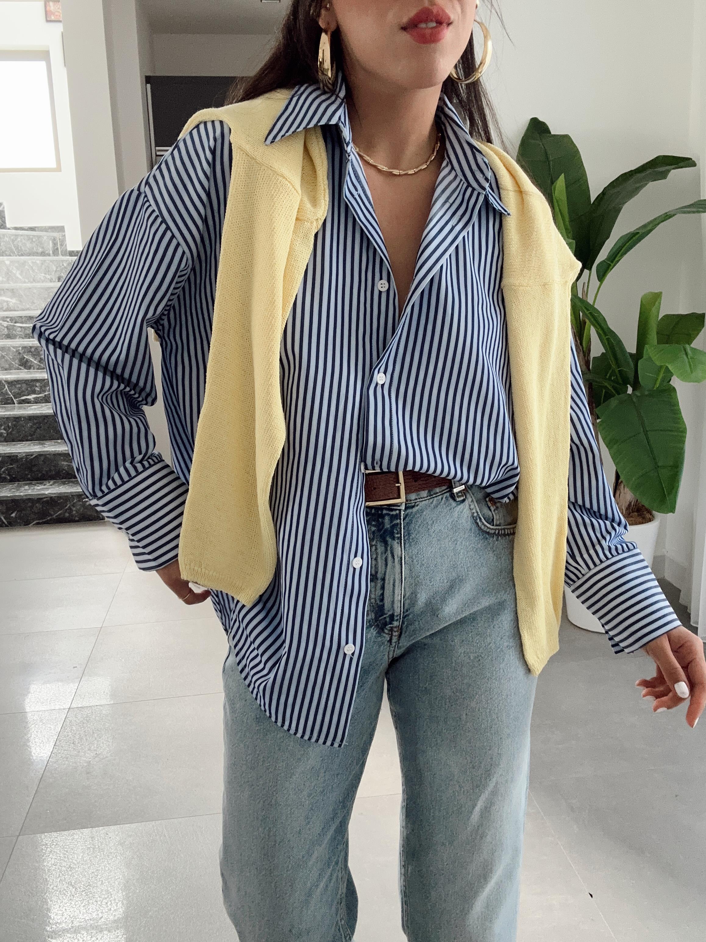 Mavi Lacivert Çizgili Gömlek