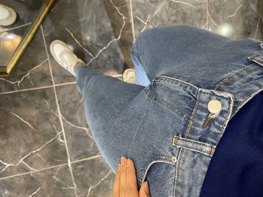 Mom Jean