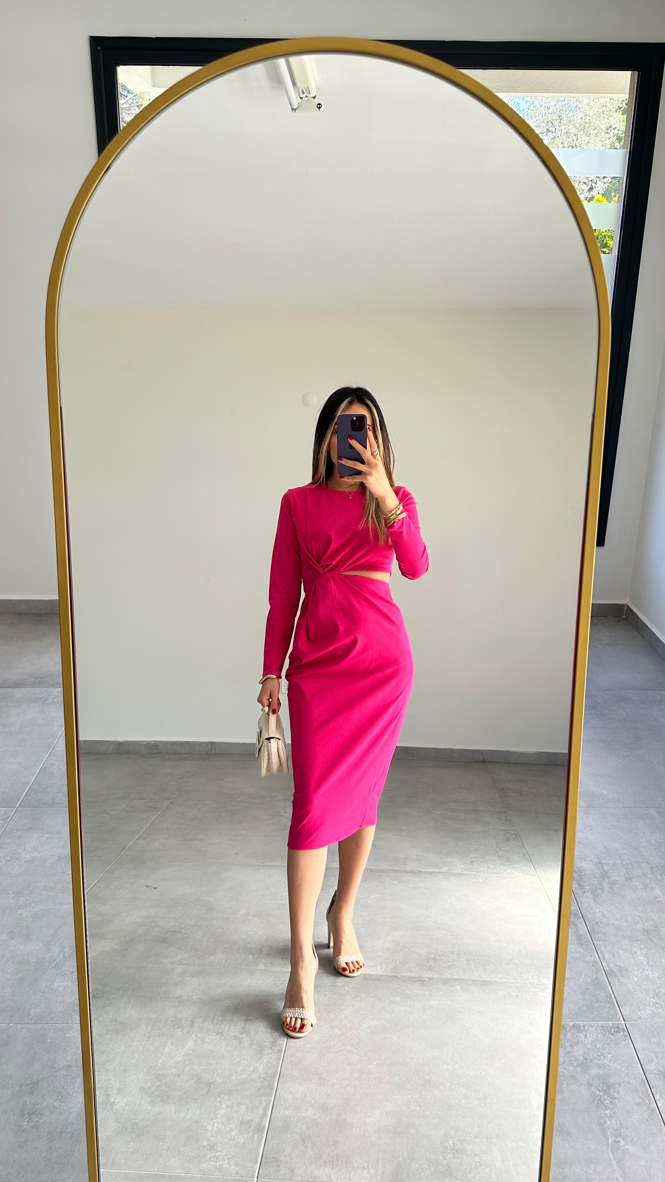 Pembe Bel Dekolteli Elbise