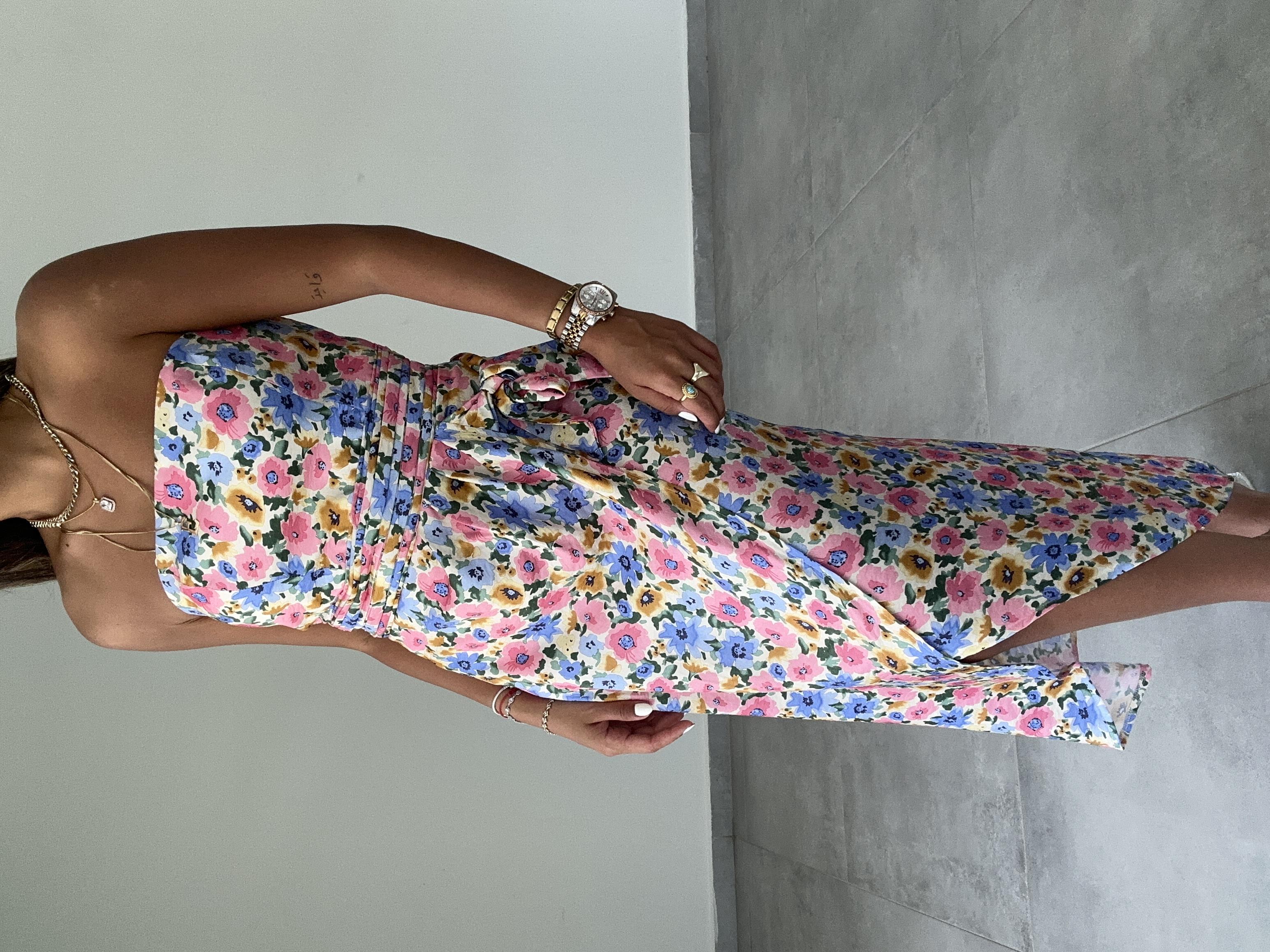 Pembe Çiçek Desenli Straplez Elbise