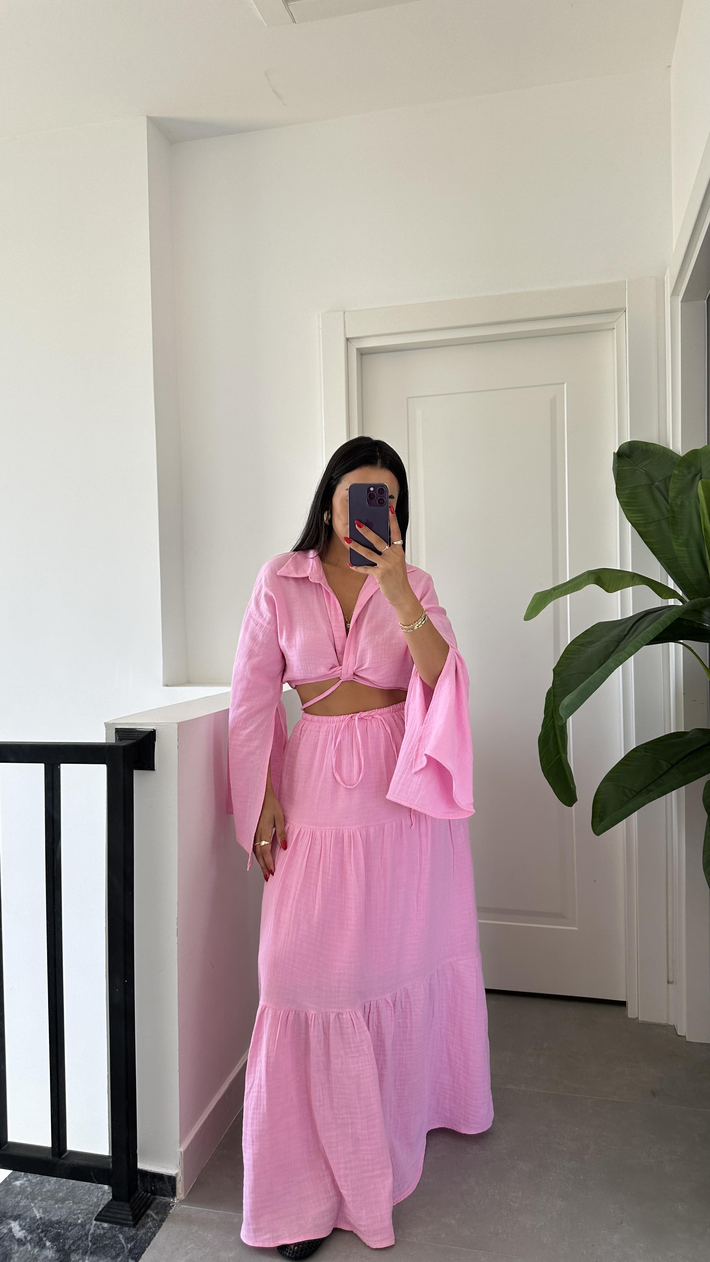 Pembe Gömleği Bağlamalı Etekli Takım