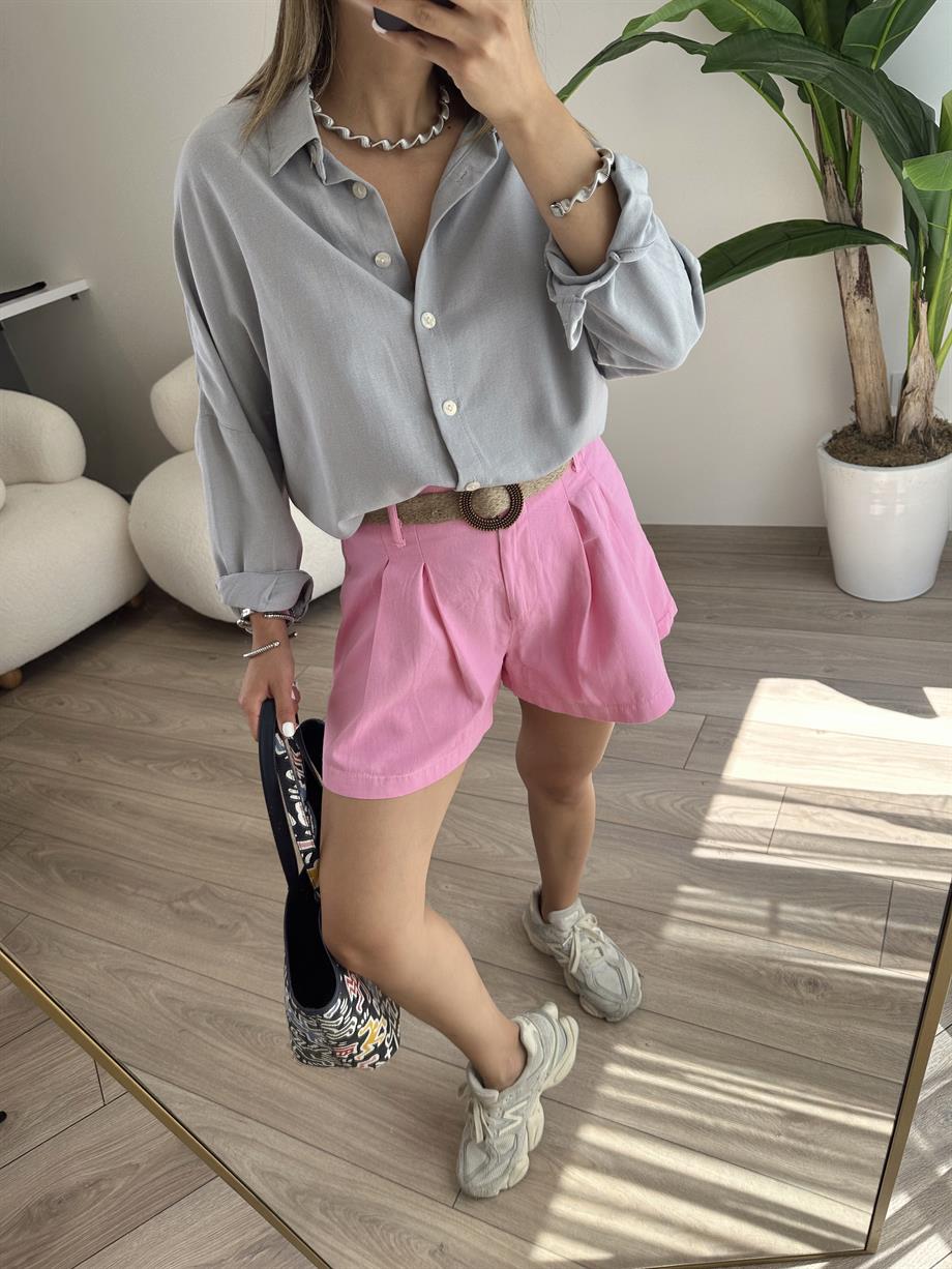 Pembe Pileli Kemerli Şort