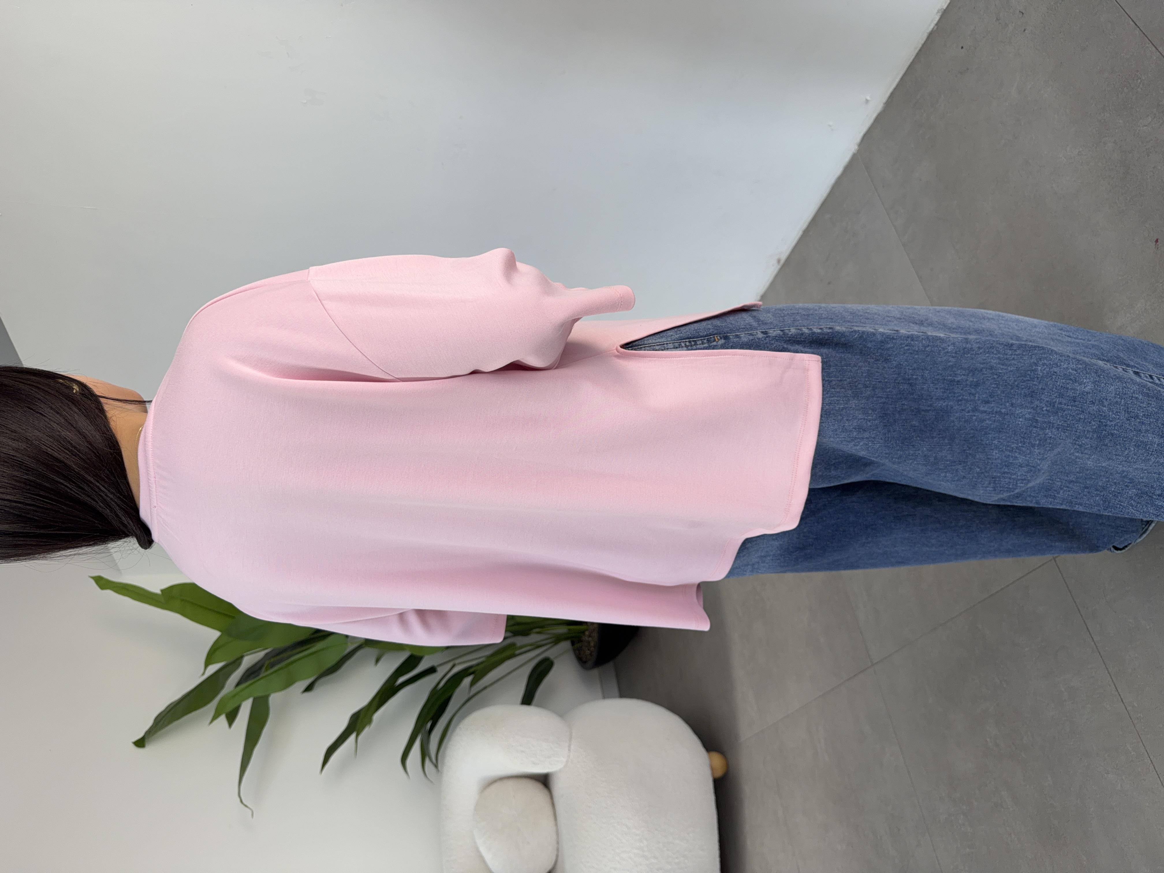 Pembe Yanları Yırtmaçlı Tişört