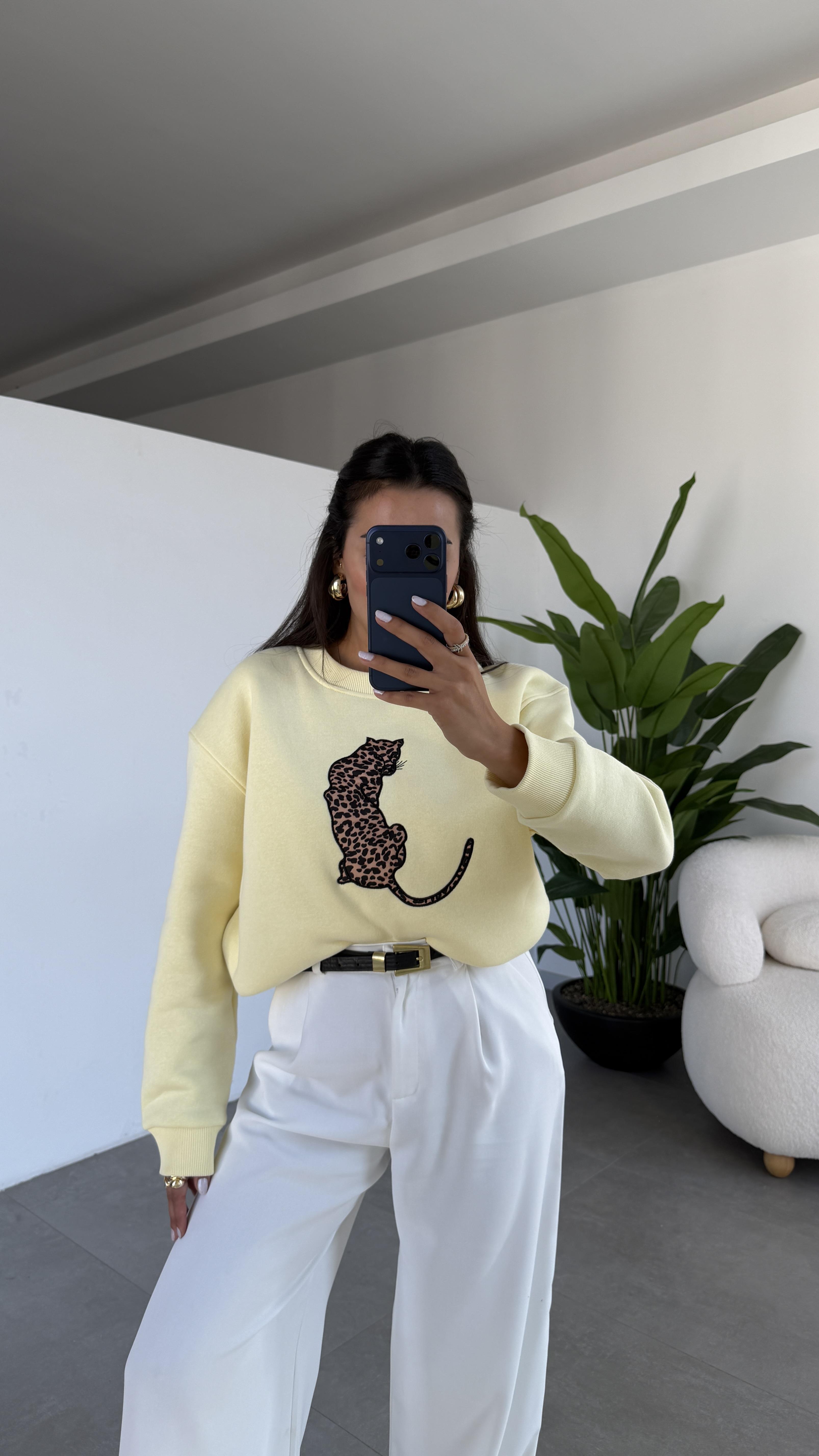 Sarı Leopar Desenli Sweatshirt