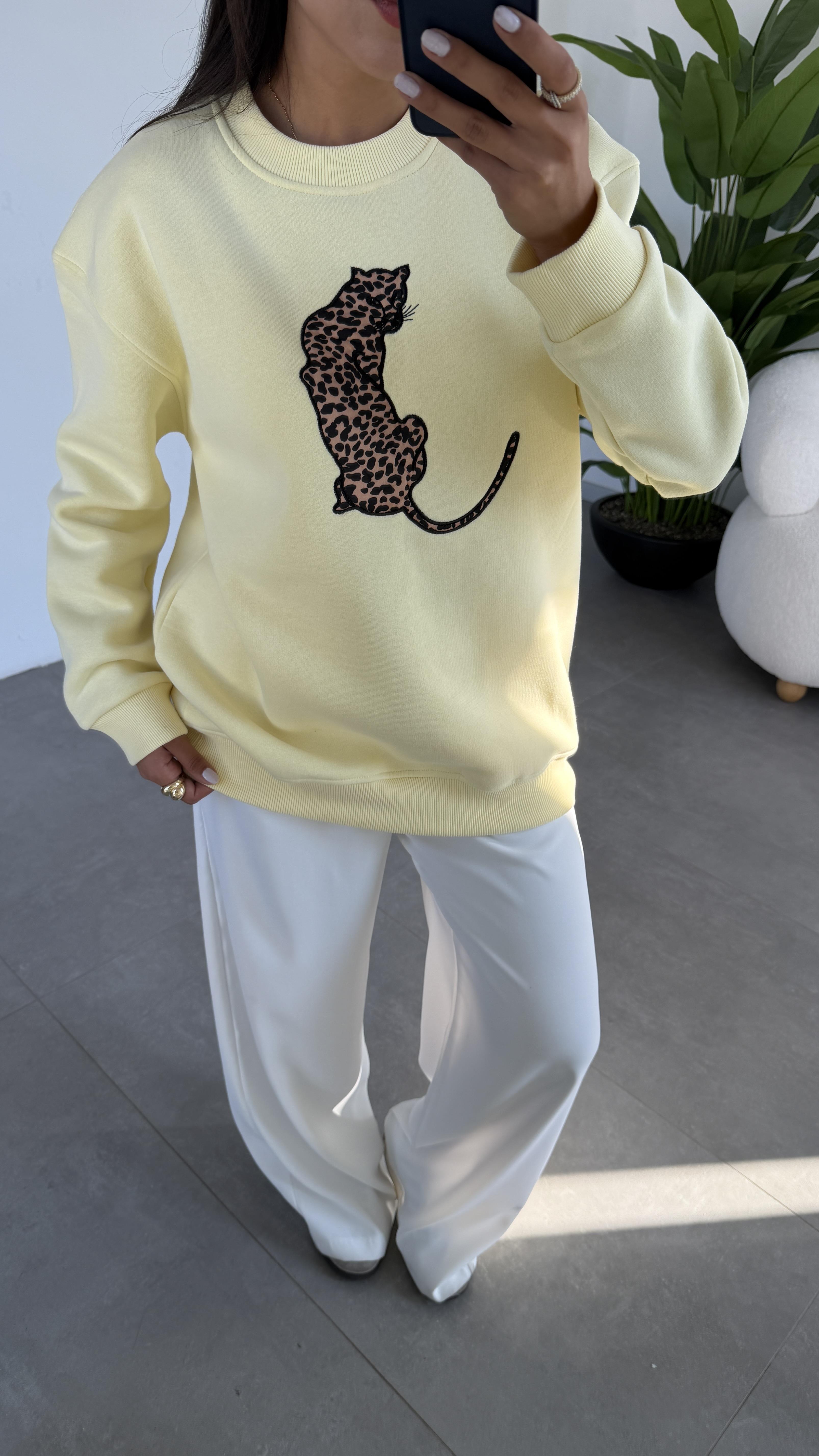 Sarı Leopar Desenli Sweatshirt
