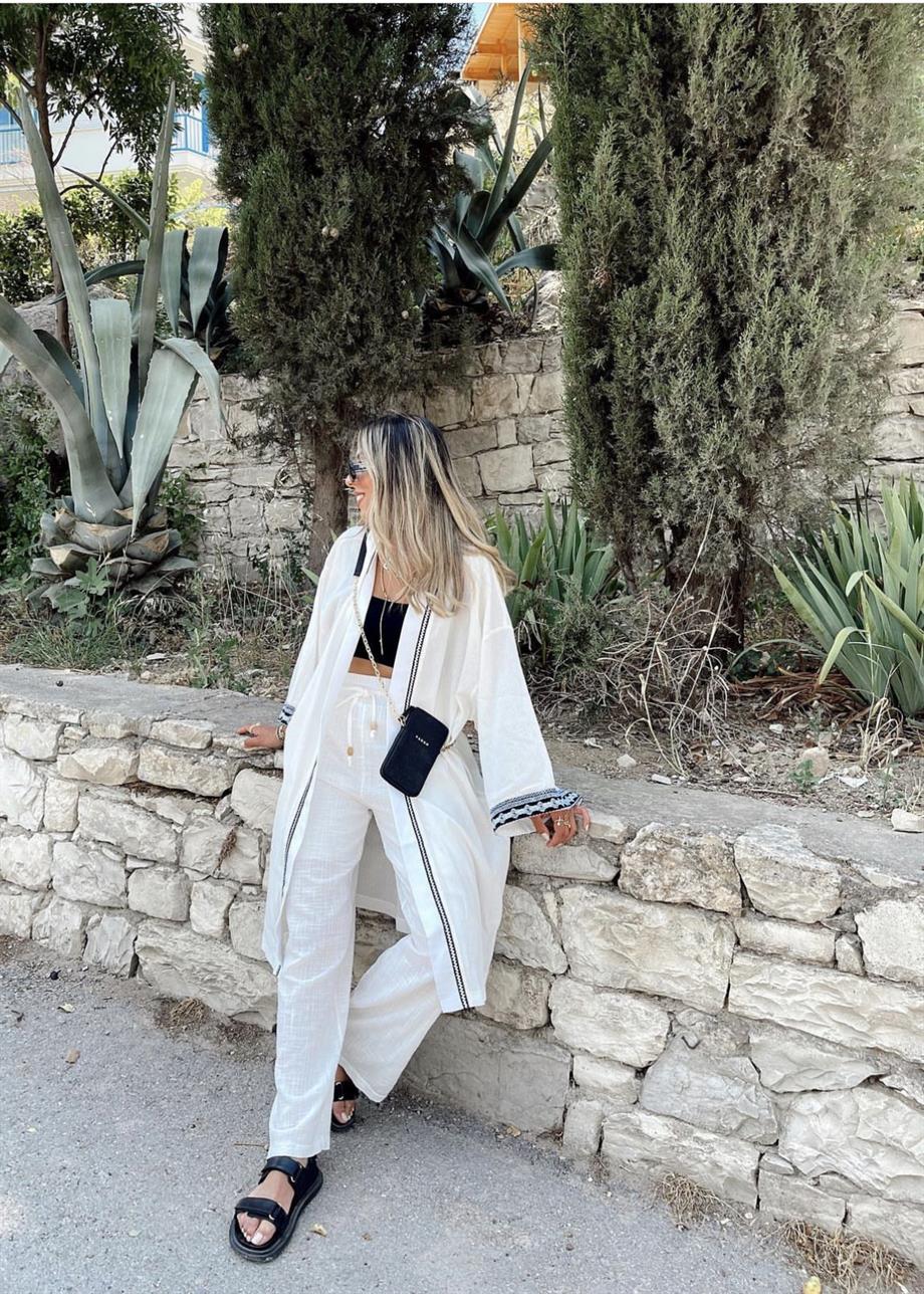 Şerit Aksesuar Detaylı Beyaz Kimono