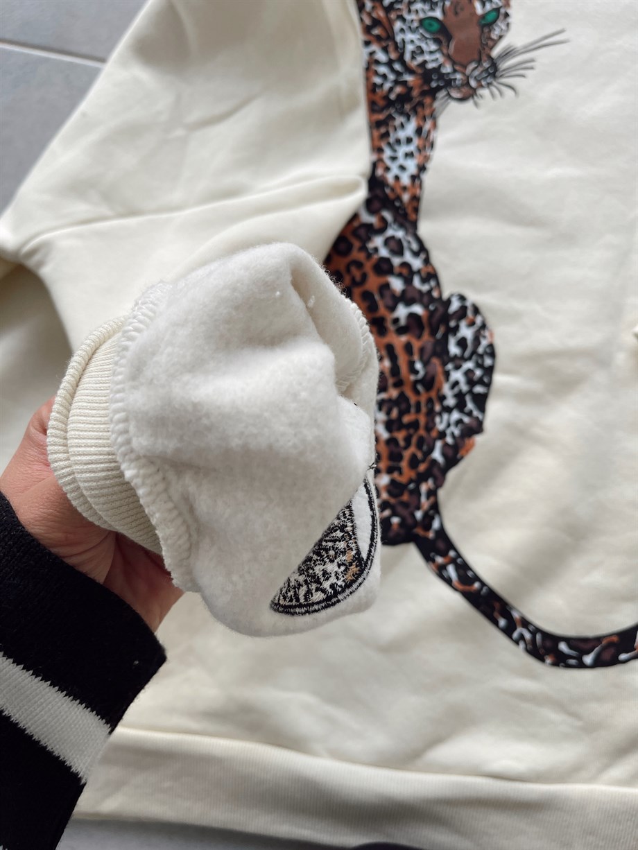 Sırtı Kaplan Detaylı Bej Sweatshirt