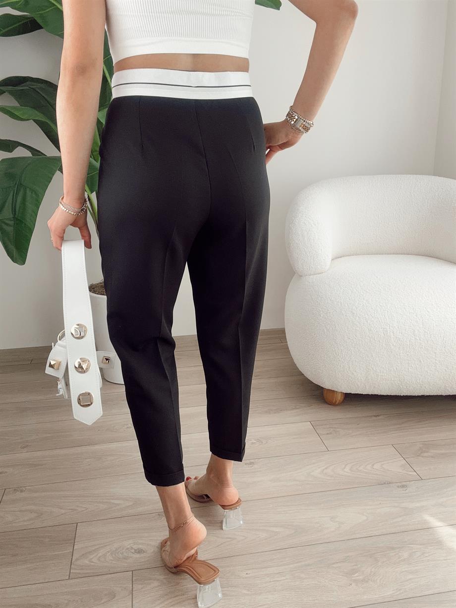 Siyah Beli Kemer Detaylı Pantolon