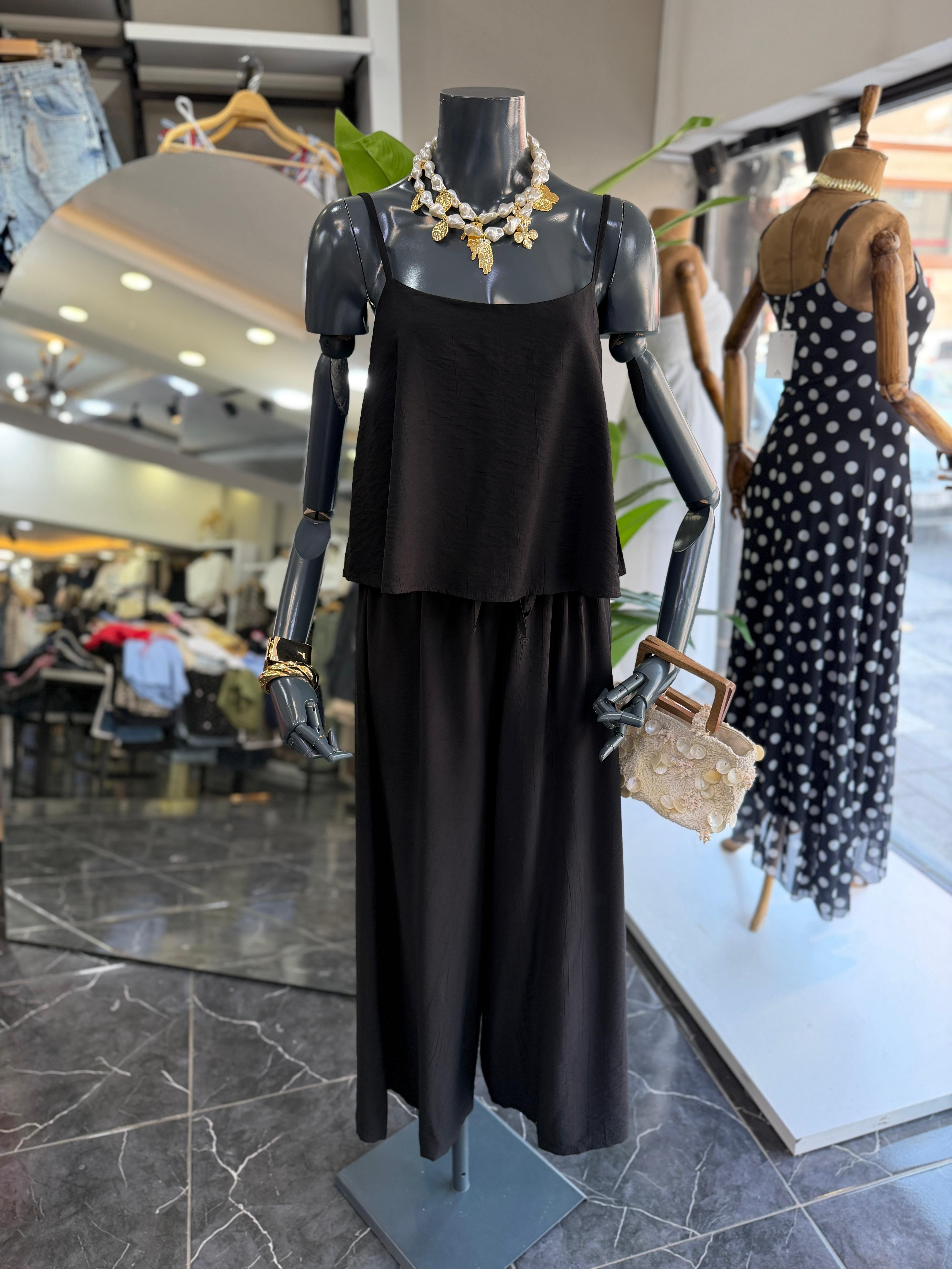 Levure Siyah Beli Lastikli Su Taşı Detaylı Pantolon