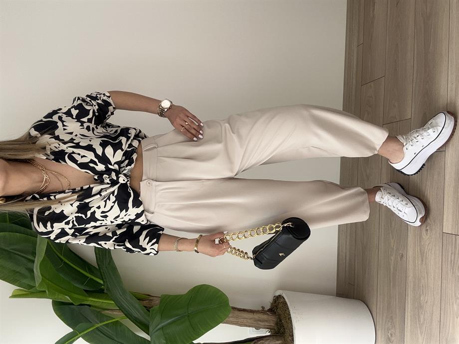 Siyah-Beyaz Desenli Saten Gömlek