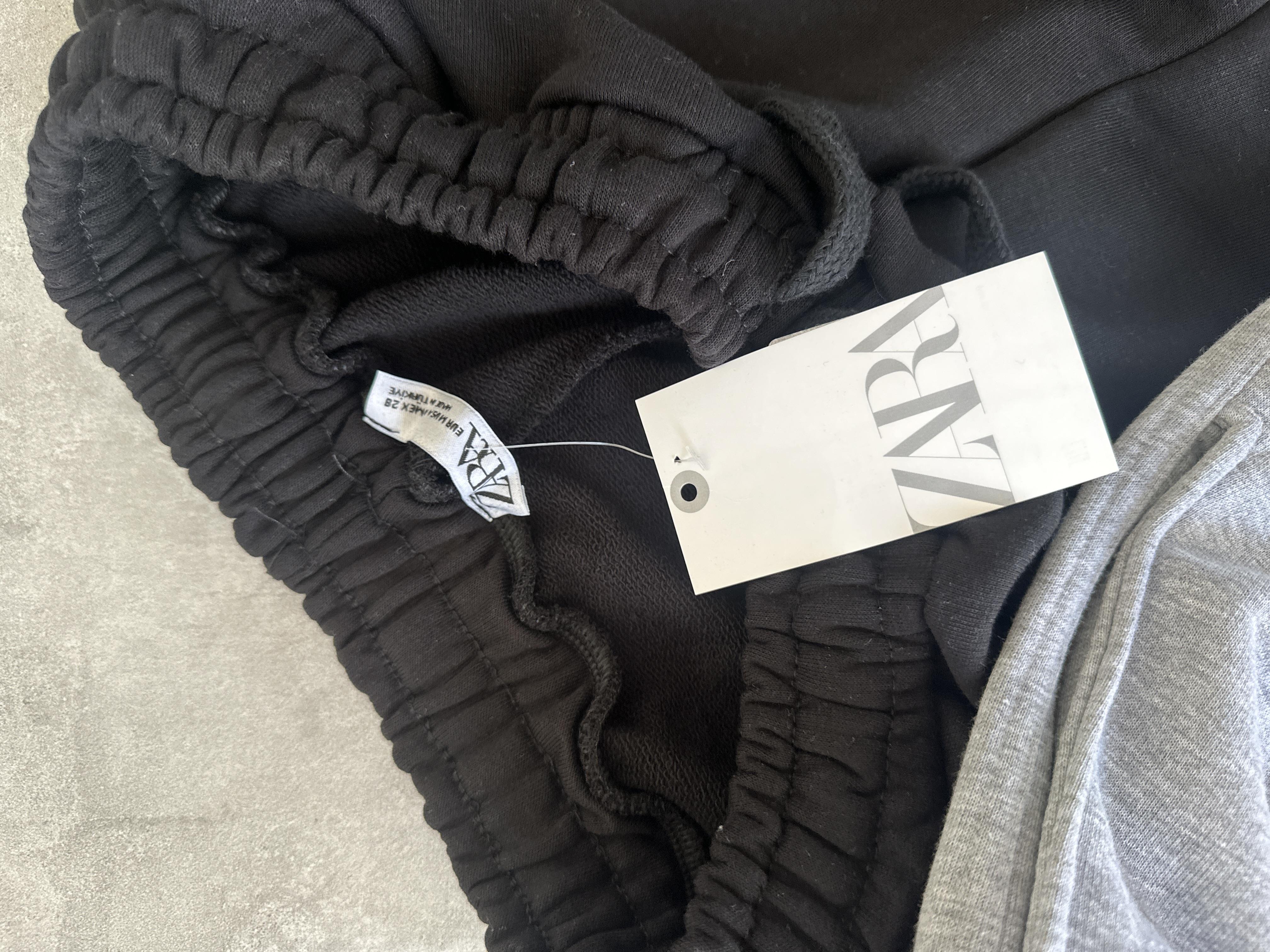 Siyah Bol Paça Eşofman