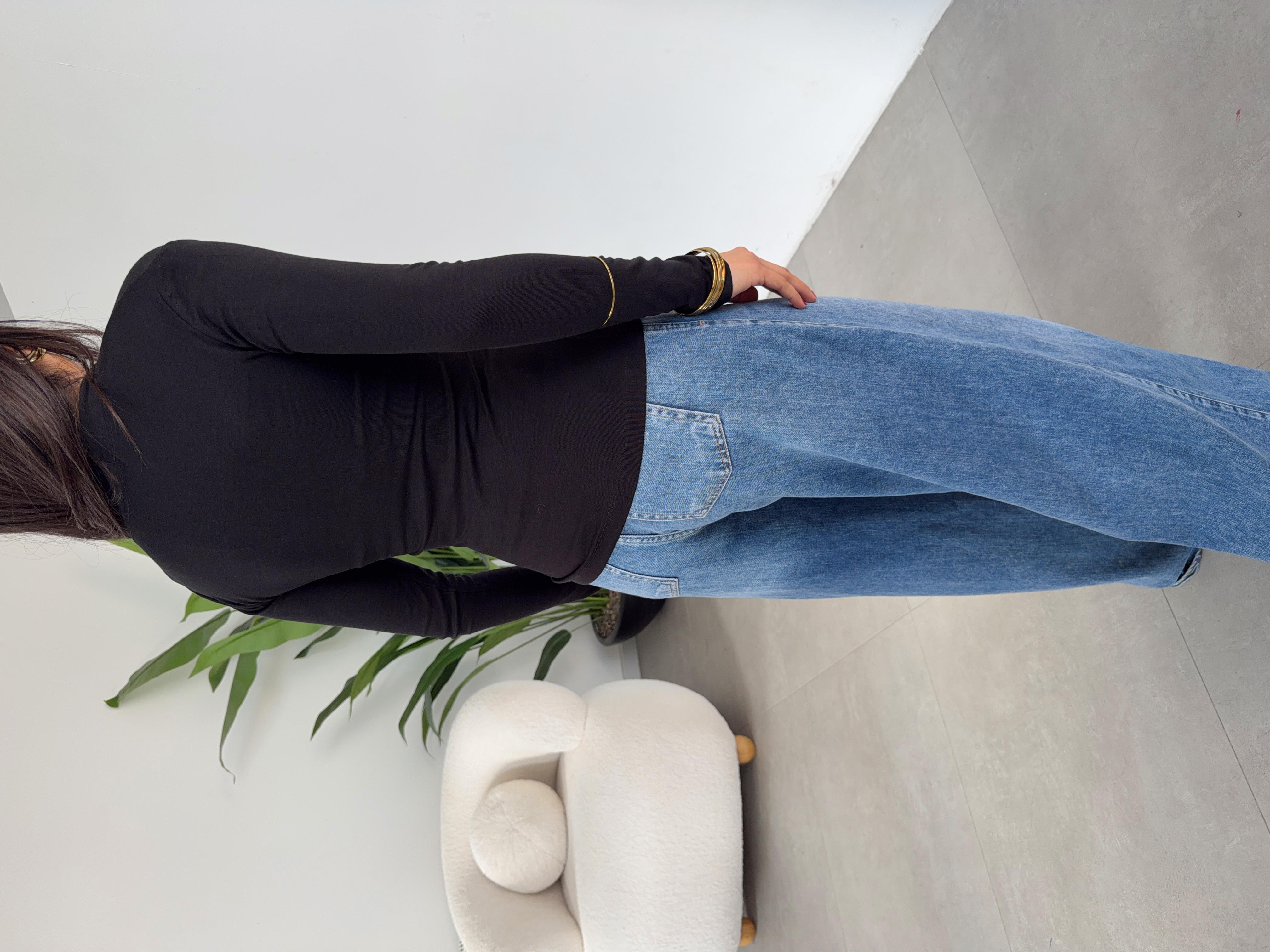 Siyah Buzzy V Yaka Uzun Kollu Body