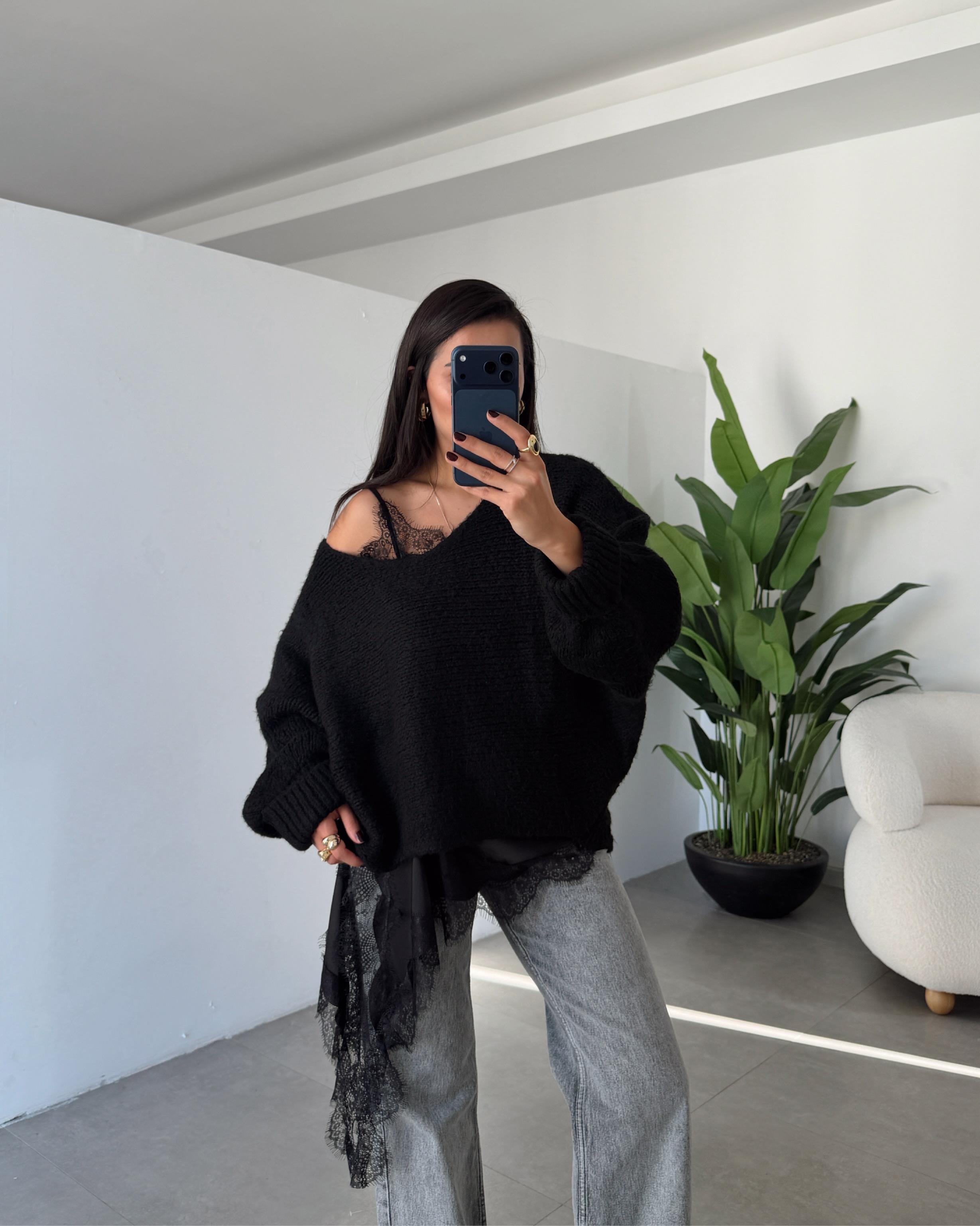 Siyah Dantel Bluz Agno