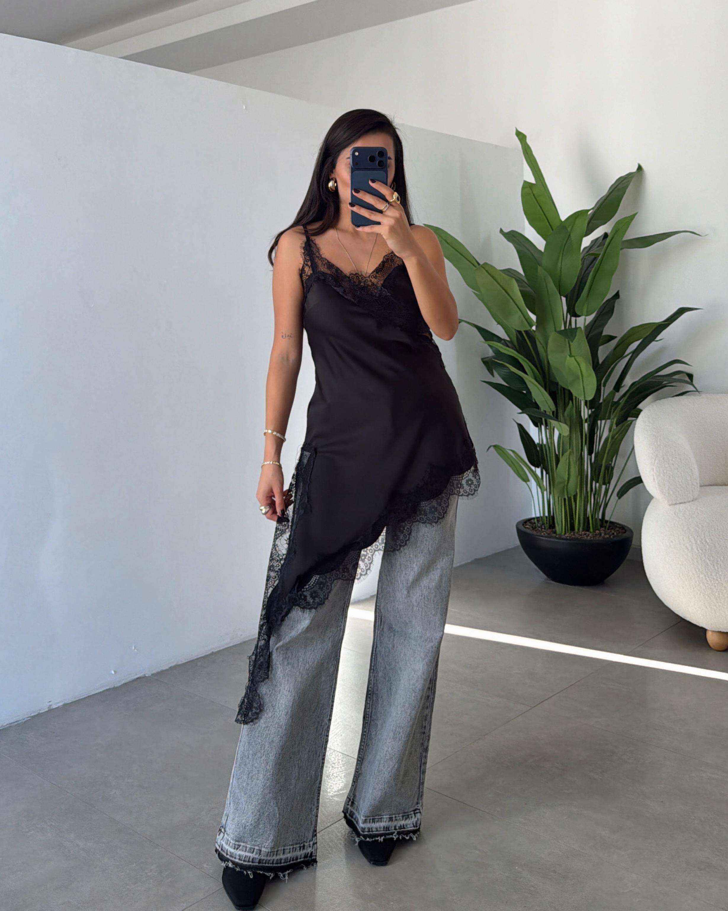 Siyah Dantel Bluz Agno