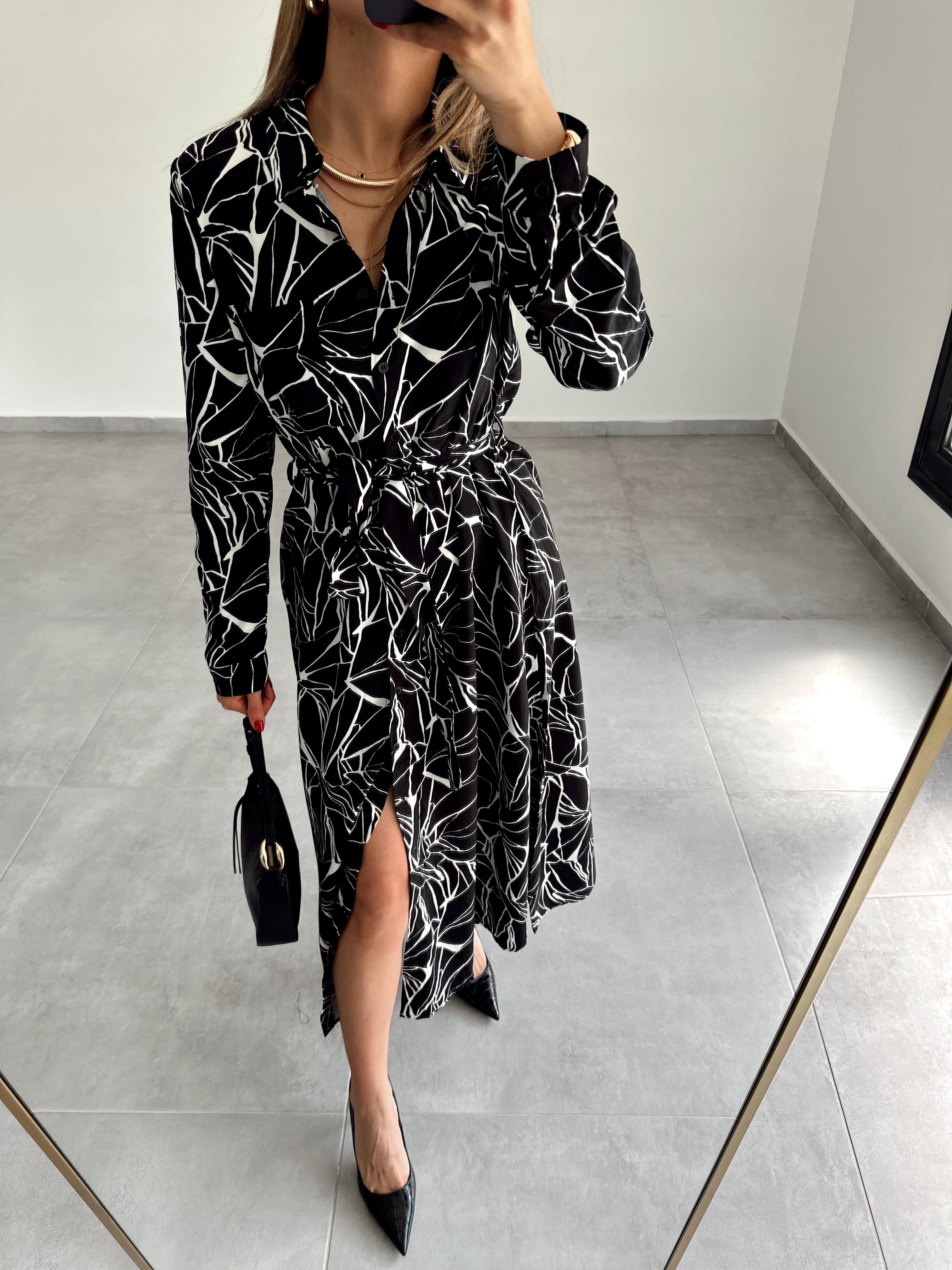 Siyah Desenli Midi Önden Düğmeli Elbise