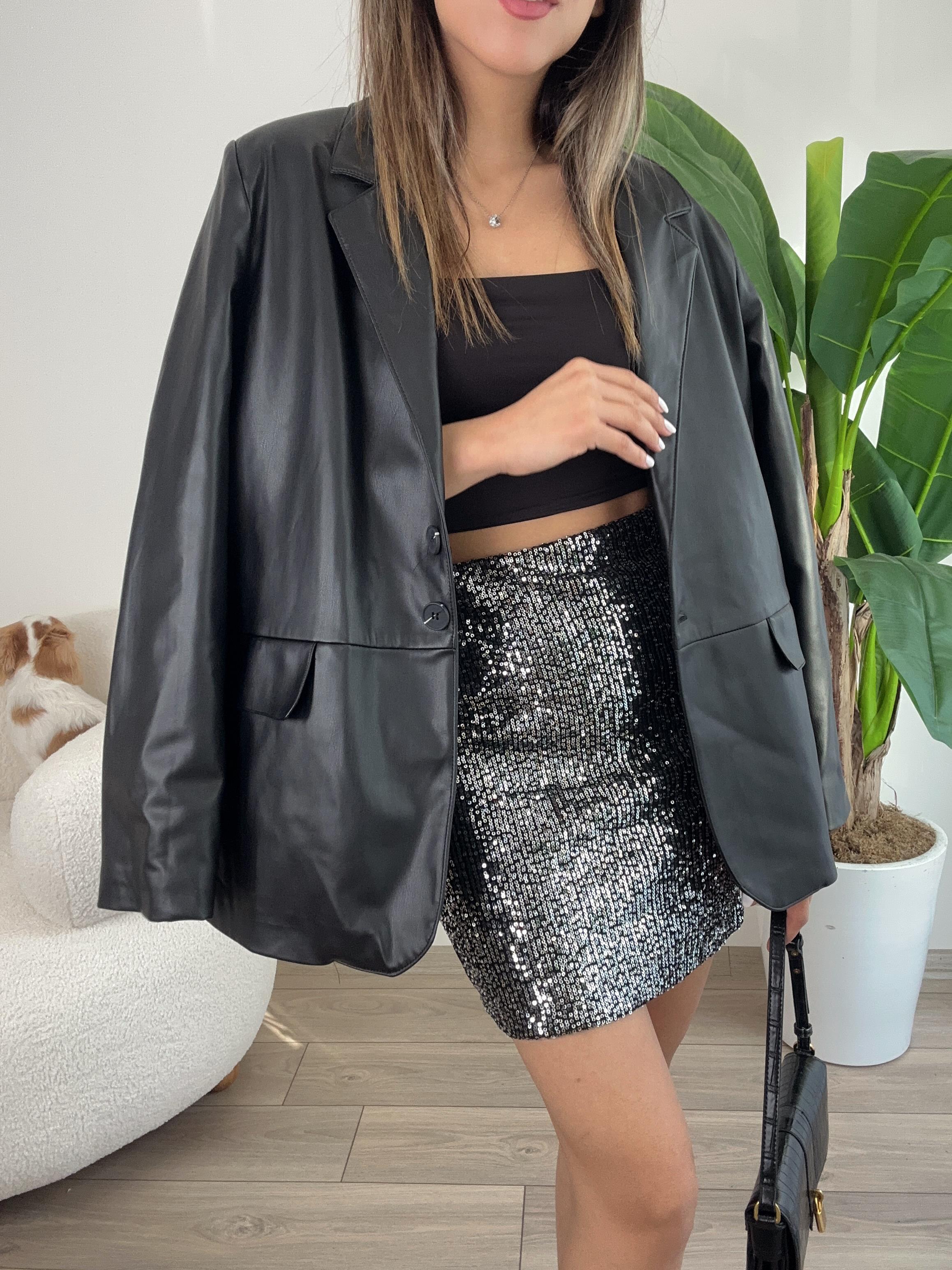 Siyah Düğme Detaylı Deri Blazer Ceket