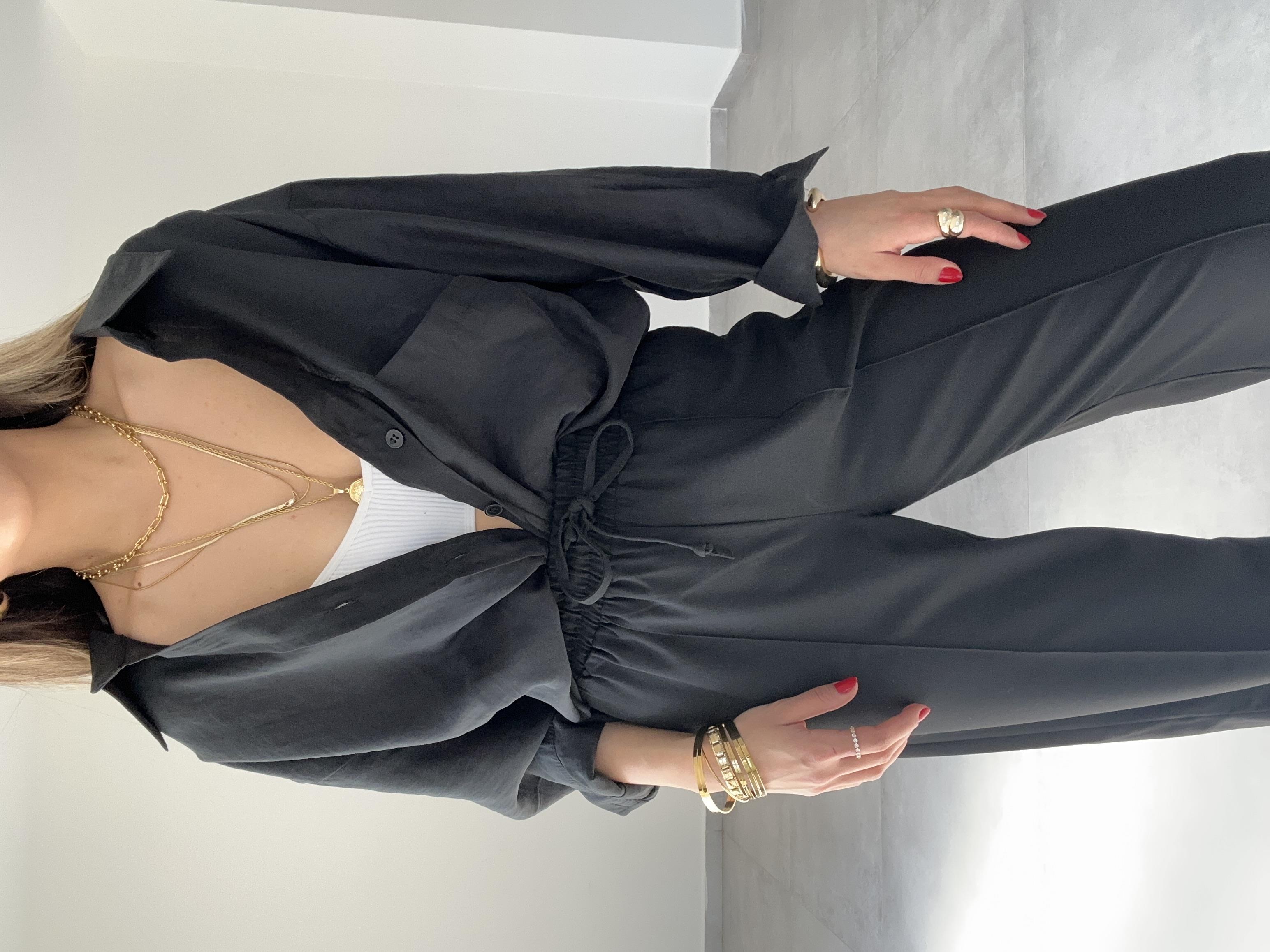 Siyah Düşük Omuz Gömlek