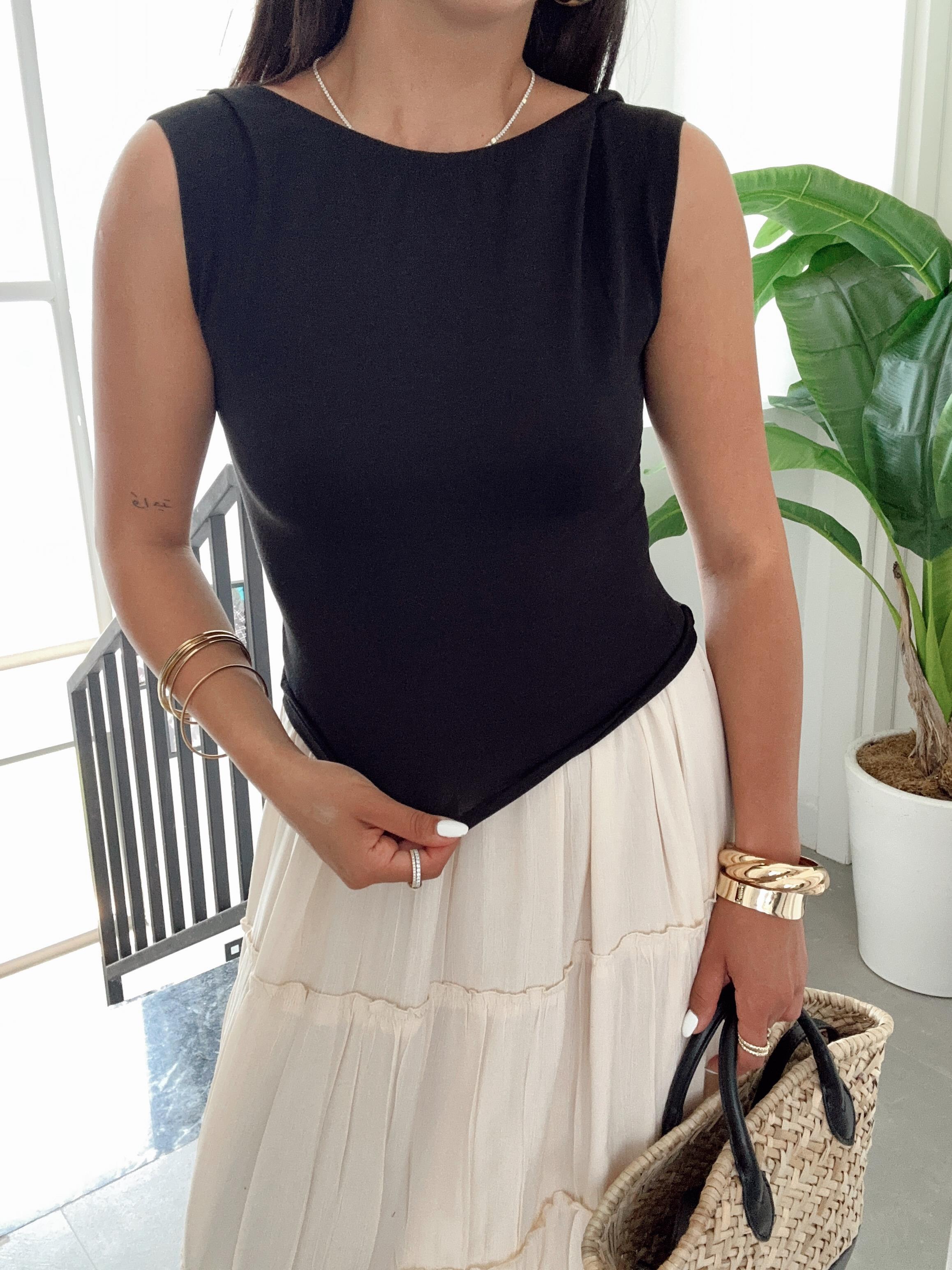 Siyah Fın Haslinka Top Bluz