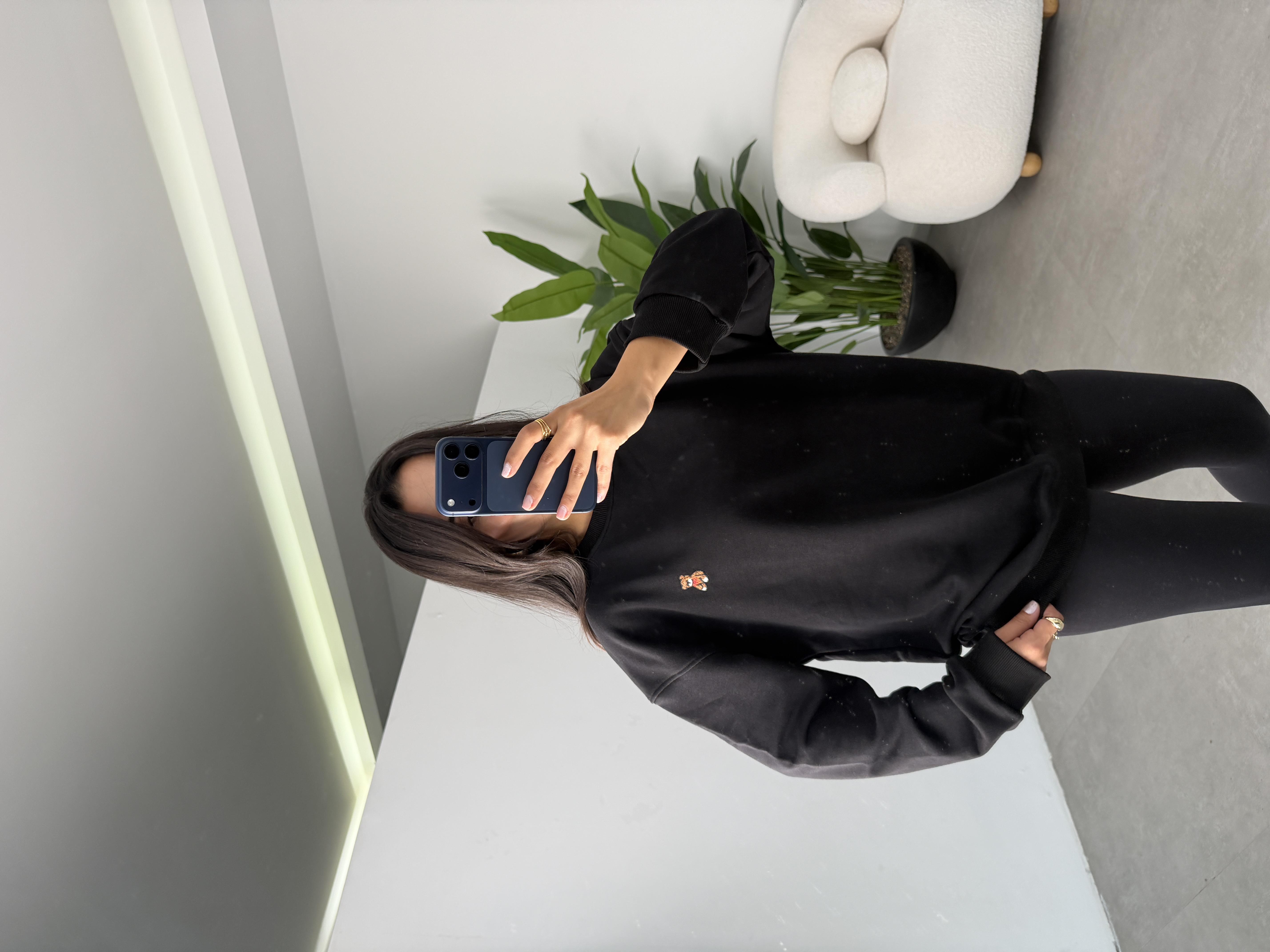 Siyah Küçük Teddy Nakışlı Sweat