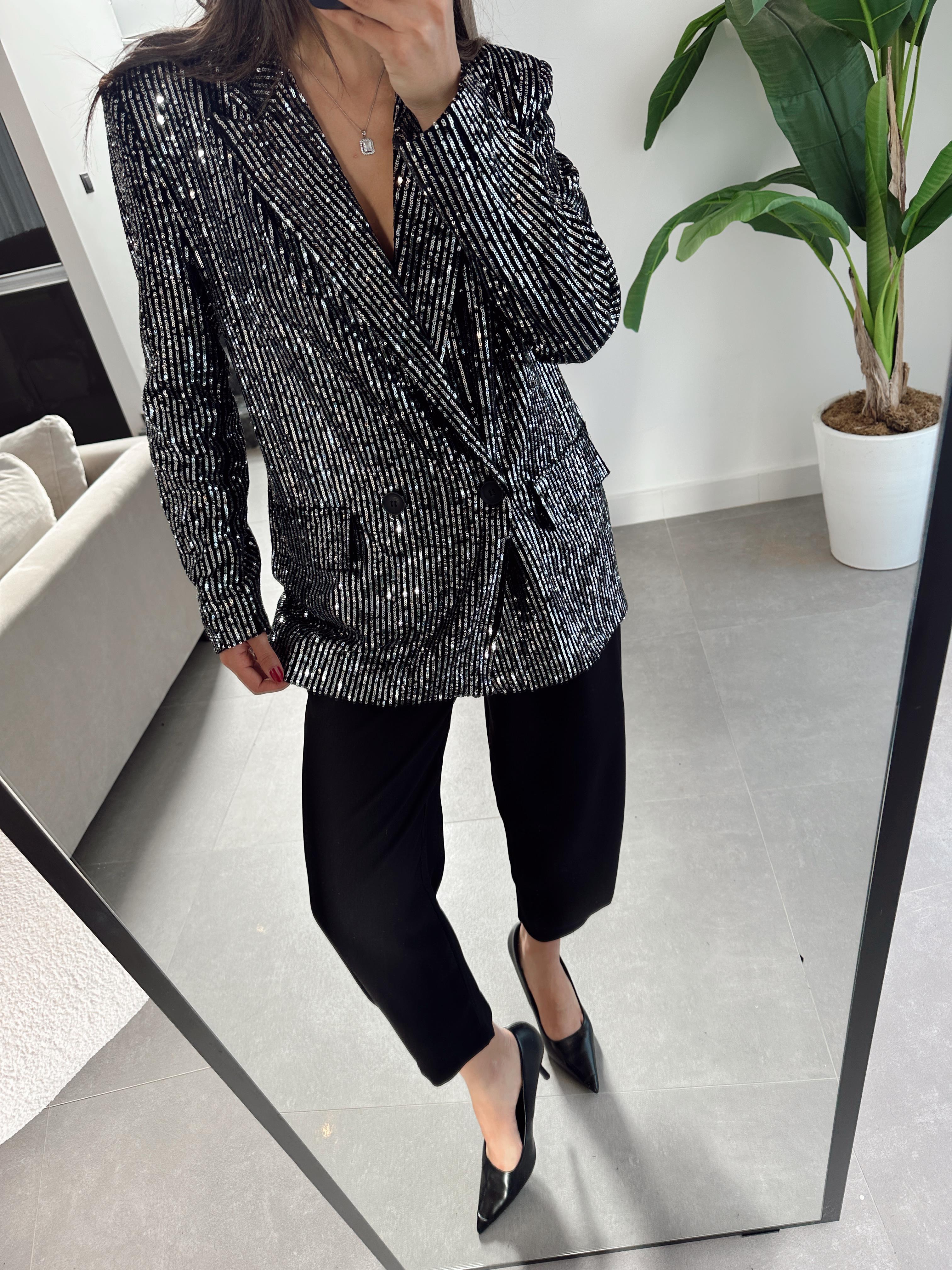 Siyah Pullu Blazer Ceket
